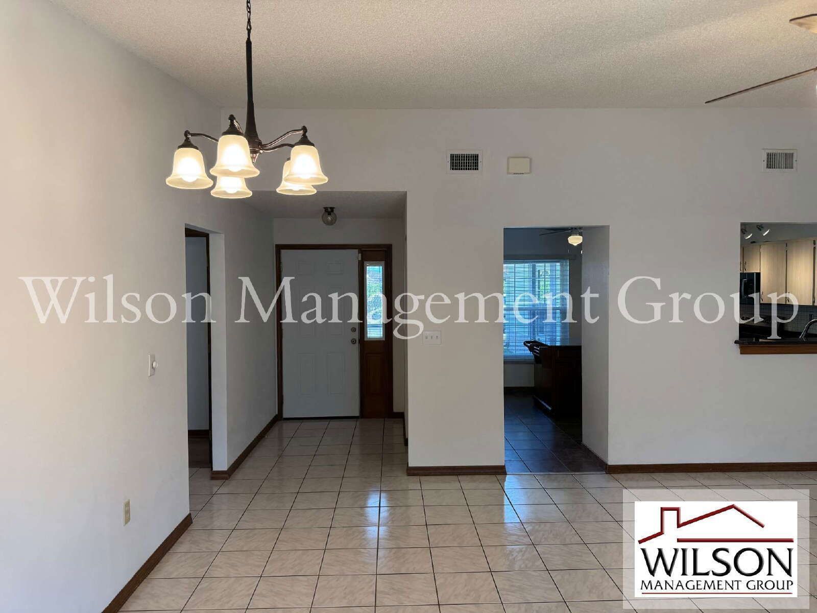 3/2 2-Car Garage Waterfront Home In Kissimmee Isles property image