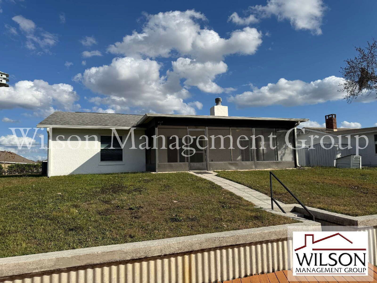 3/2 2-Car Garage Waterfront Home In Kissimmee Isles property image