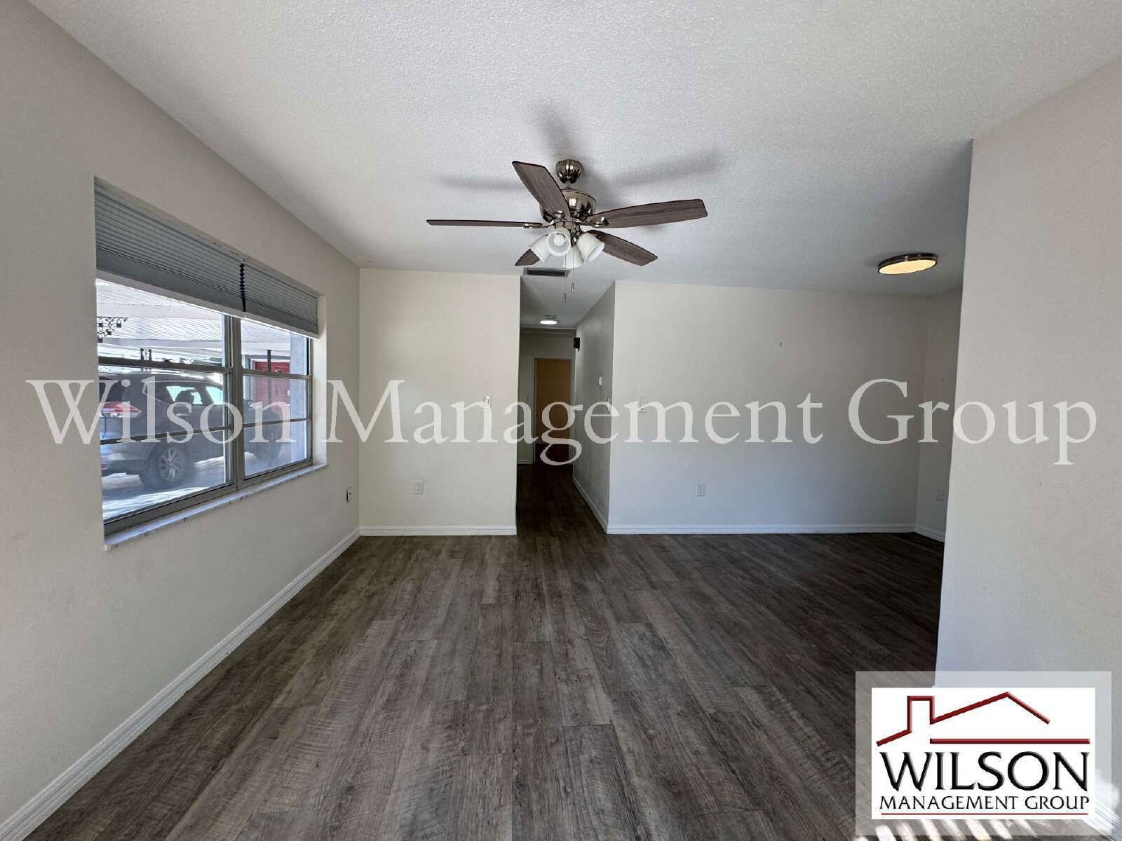 2/1 Duplex In College Park With Single-Car Carport property image