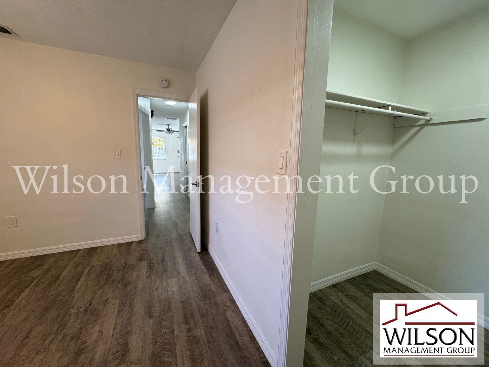 2/1 Duplex In College Park With Single-Car Carport property image