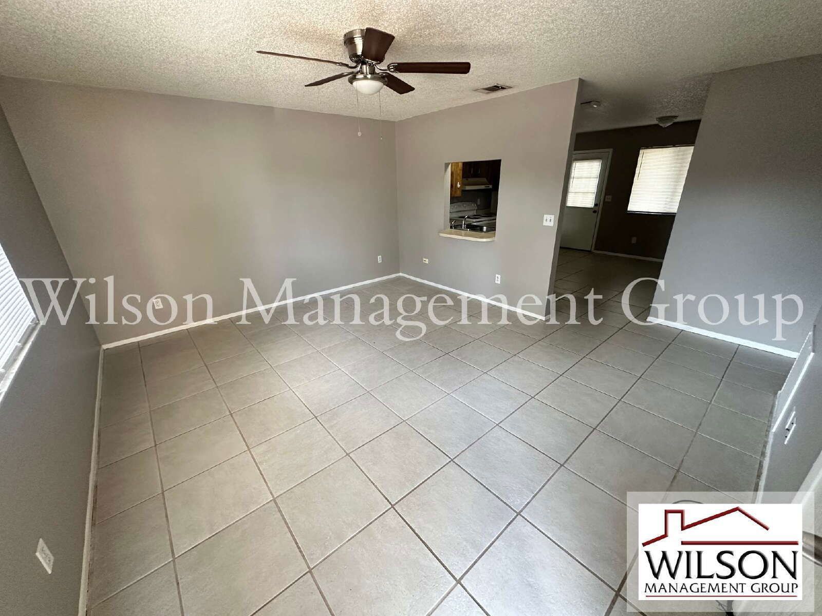 2/1 Duplex In Longwood property image