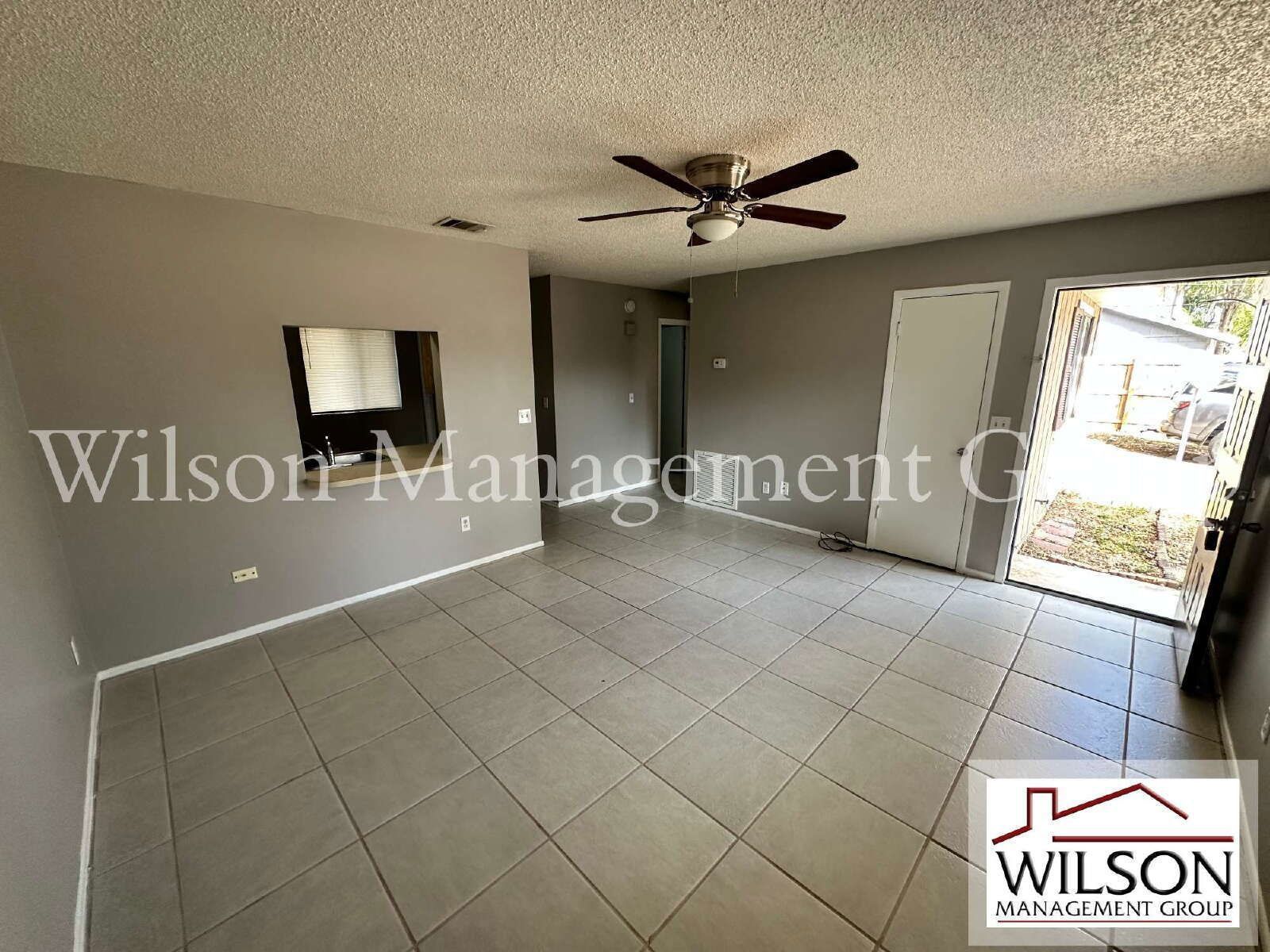 2/1 Duplex In Longwood property image