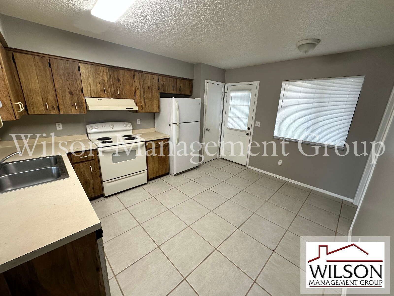 2/1 Duplex In Longwood property image