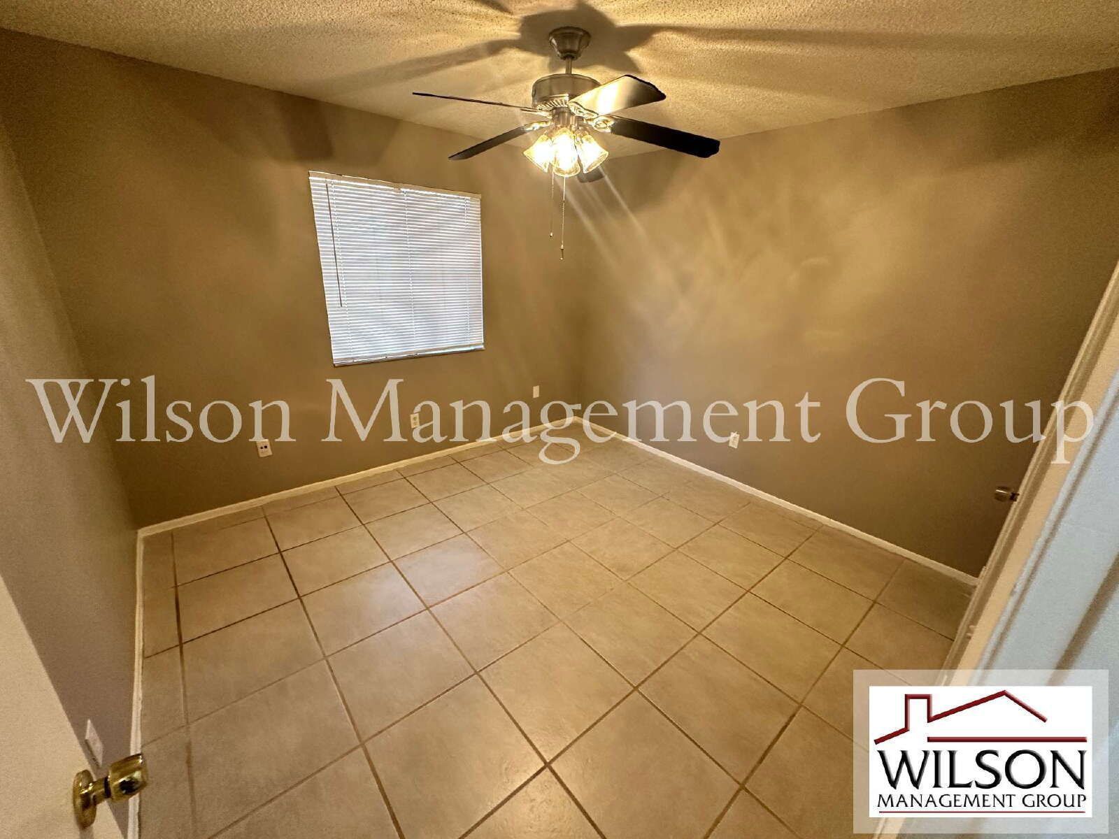 2/1 Duplex In Longwood property image