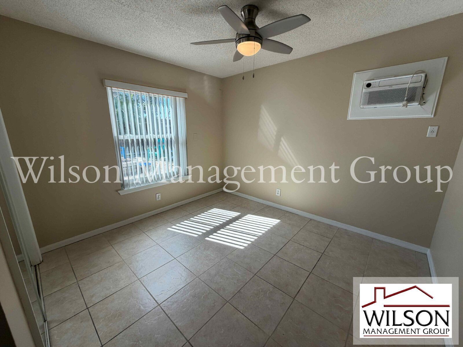 4/2 Energy Efficient Pool Home property image