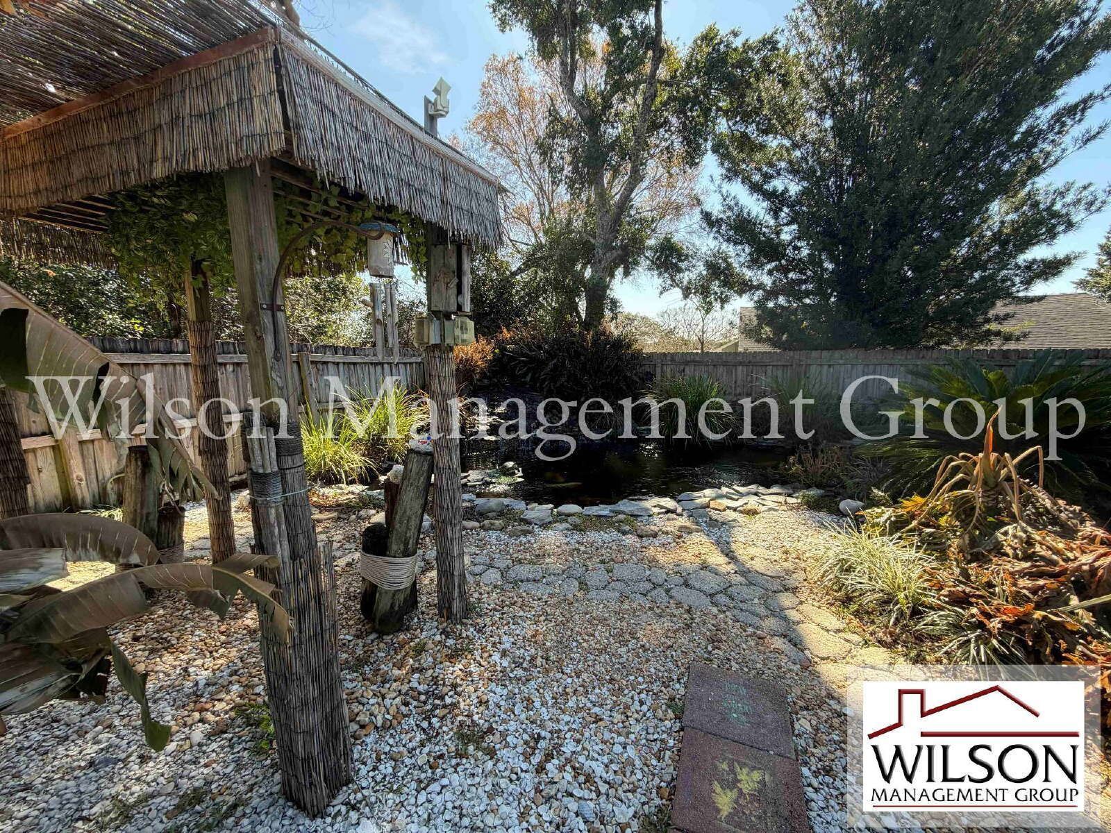 4/2 Energy Efficient Pool Home property image