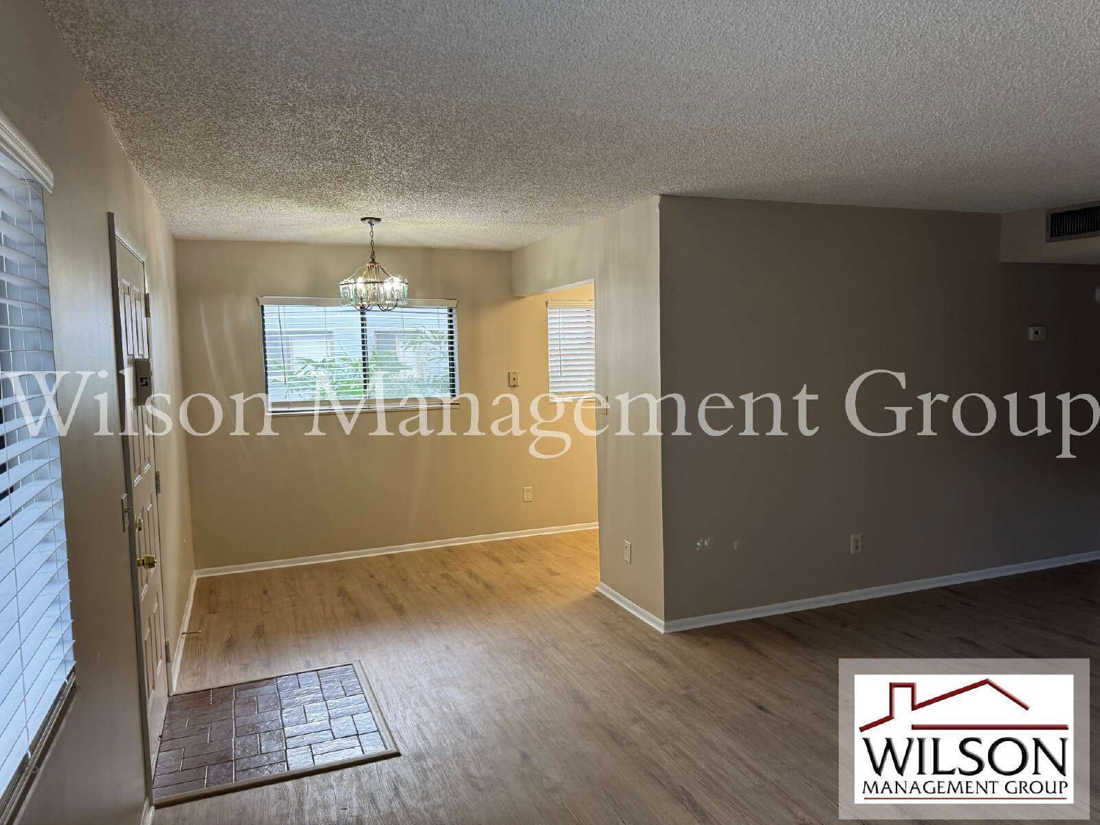 2/2 Ground Floor Condo In Lakeview South property image