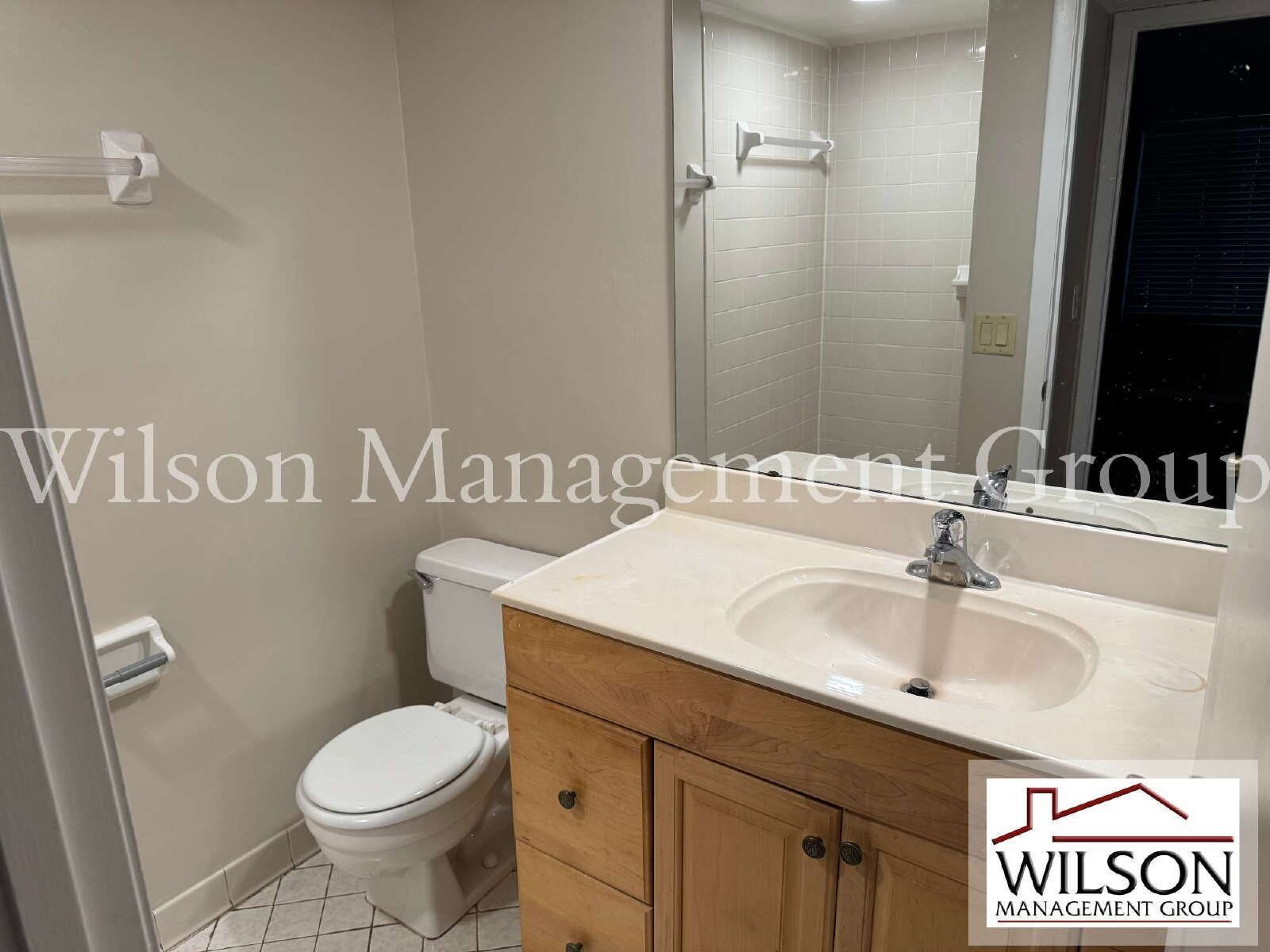 2/2 Ground Floor Condo In Lakeview South property image