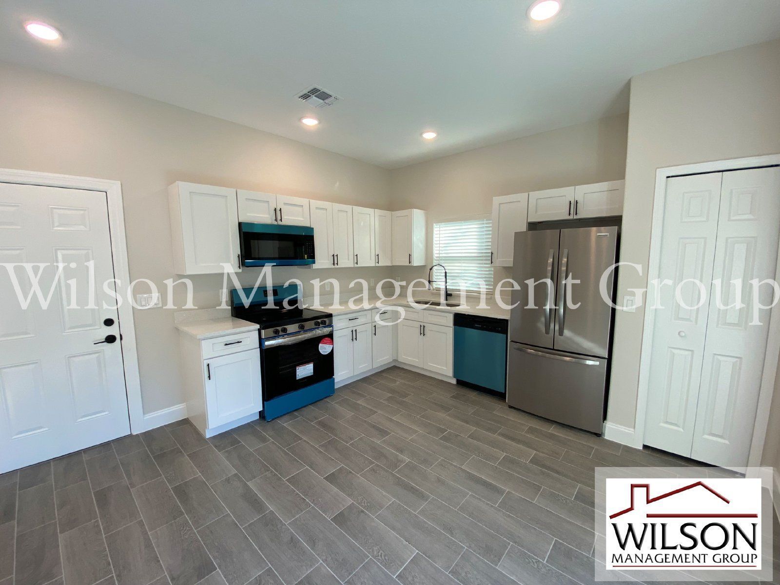 3/2.5 Home Within The Western Terrance Community property image