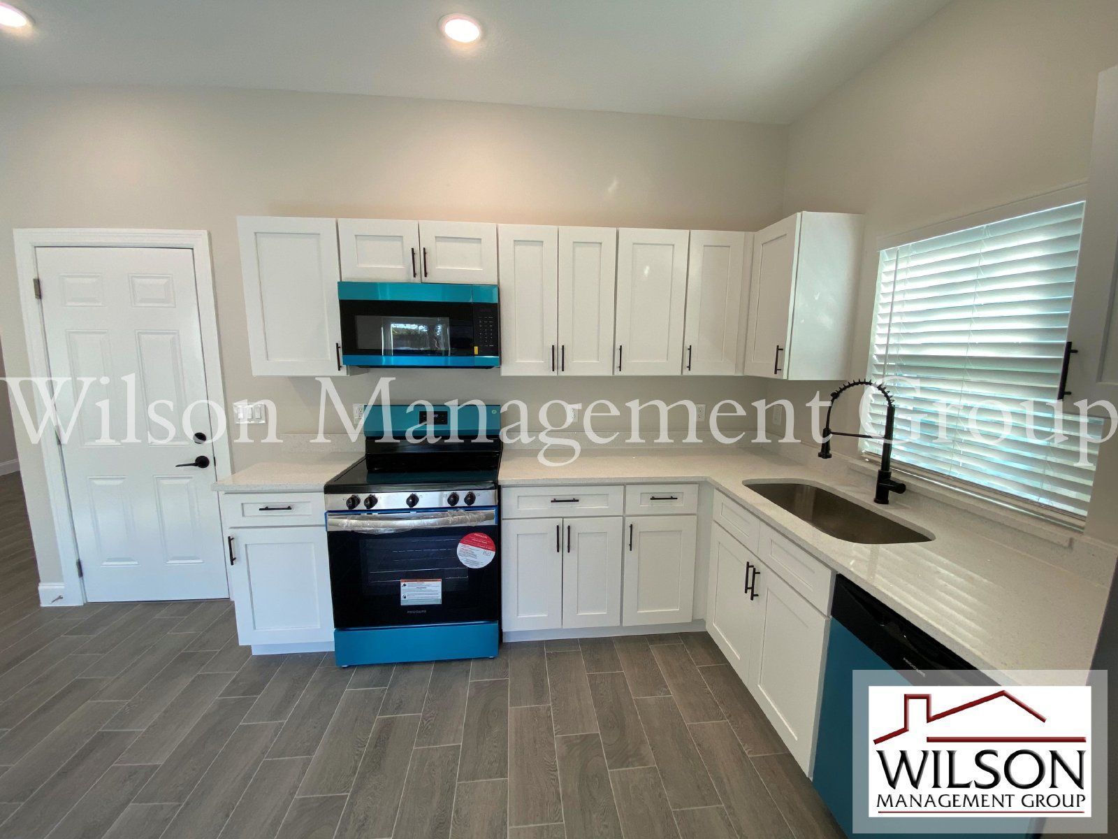 3/2.5 Home Within The Western Terrance Community property image