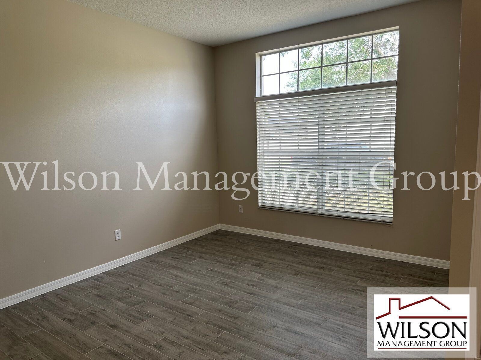 4/2 Newly Updated Home In The Newport In Vista Lakes Village Community property image
