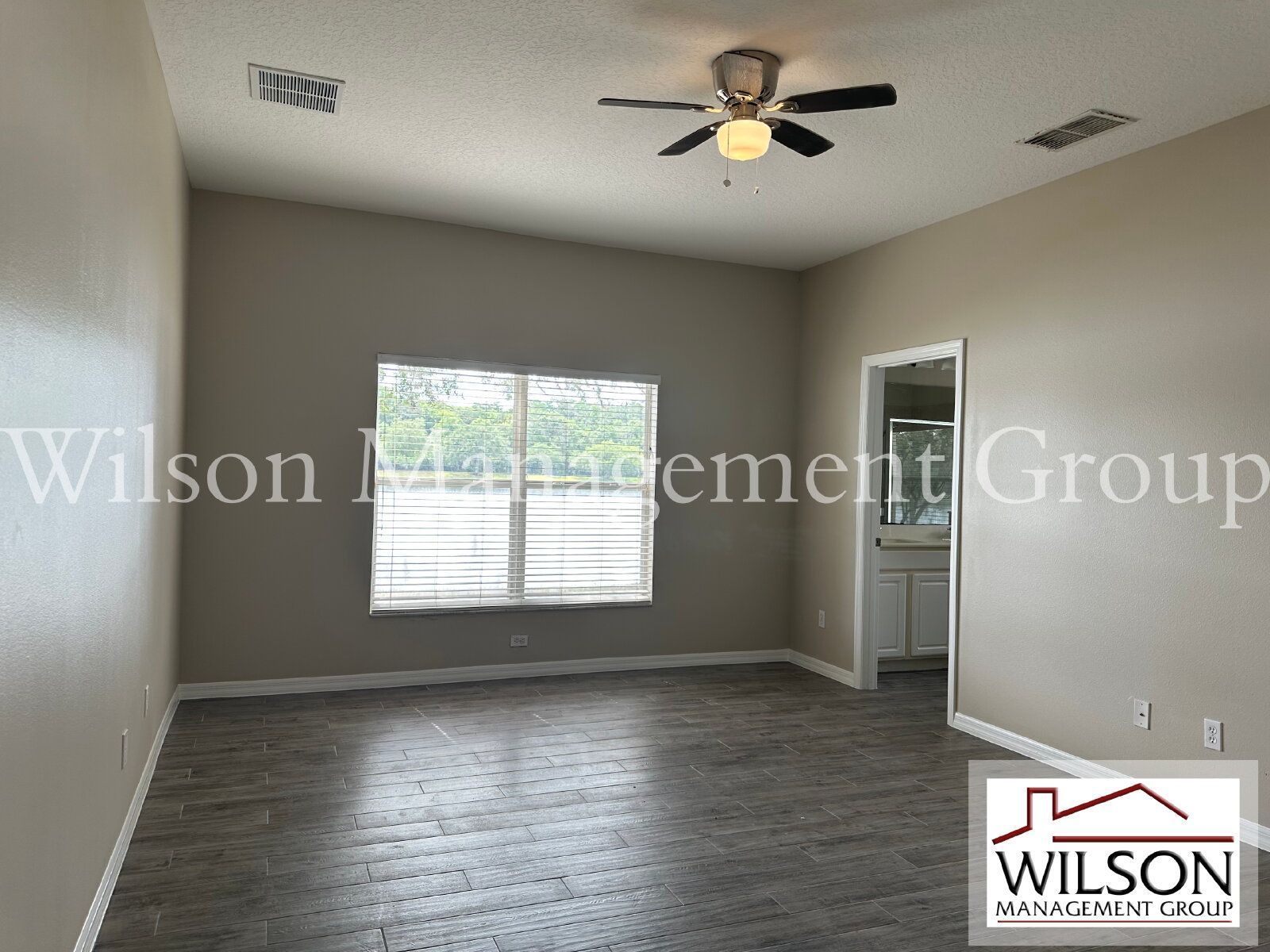 4/2 Newly Updated Home In The Newport In Vista Lakes Village Community property image