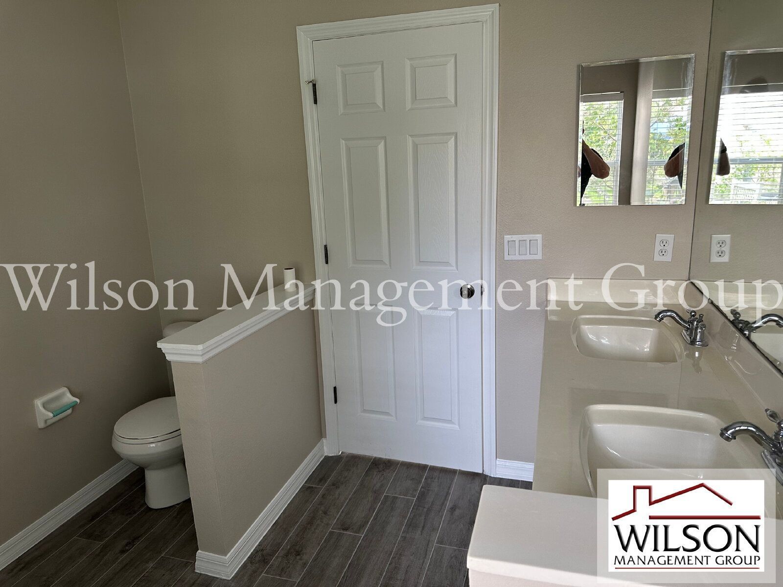 4/2 Newly Updated Home In The Newport In Vista Lakes Village Community property image