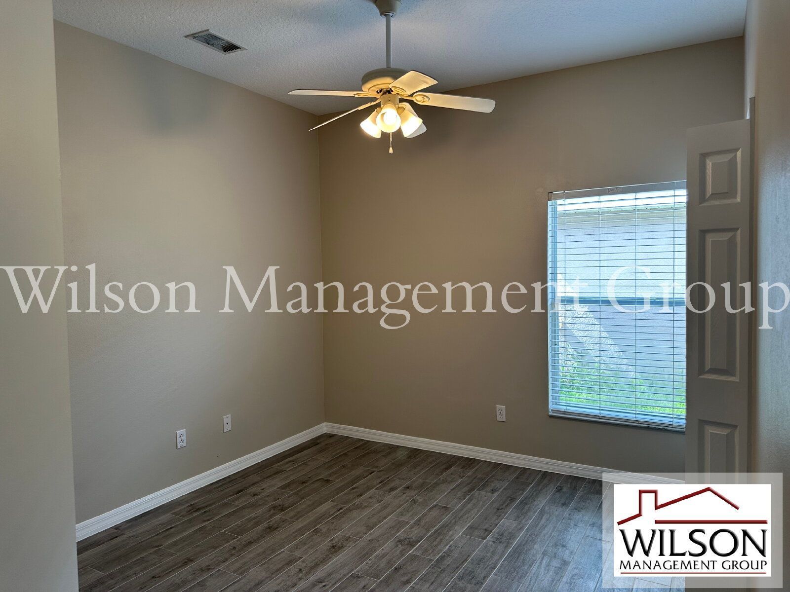 4/2 Newly Updated Home In The Newport In Vista Lakes Village Community property image