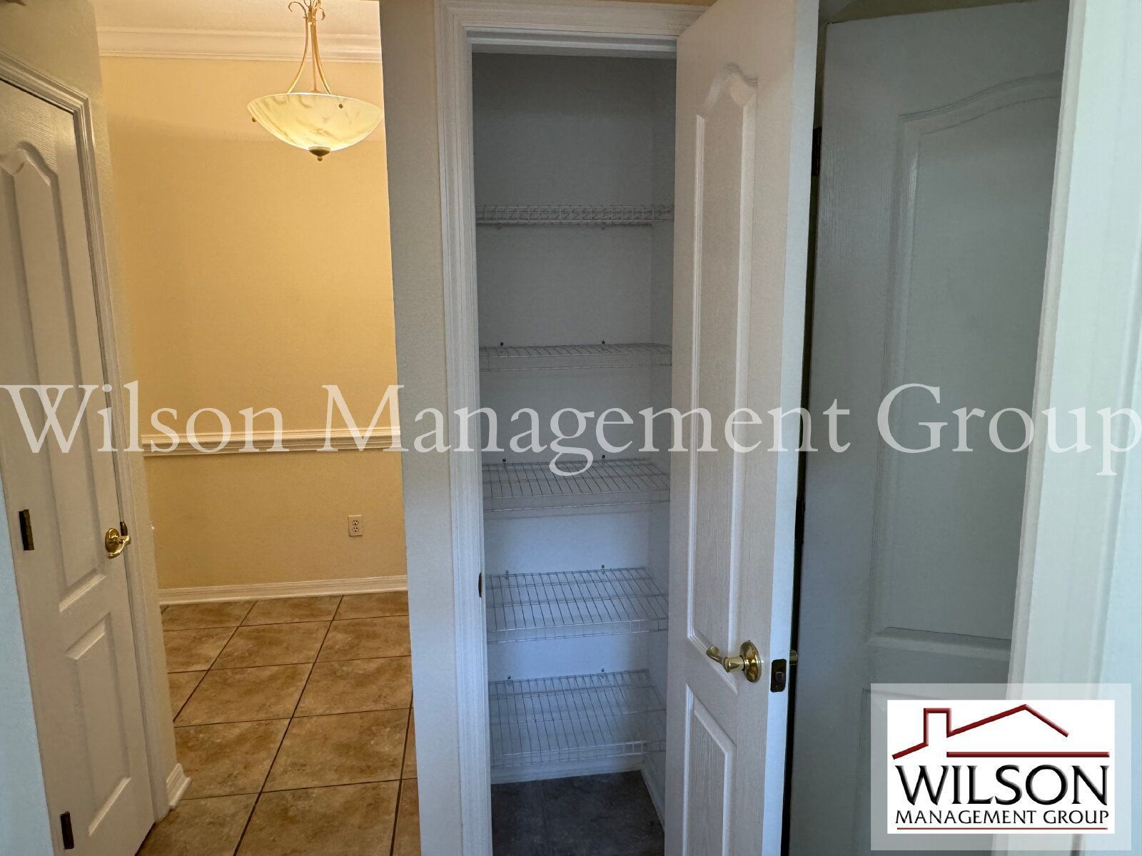 3/2.5 Pool Home In Lakes Of Windermere Community property image