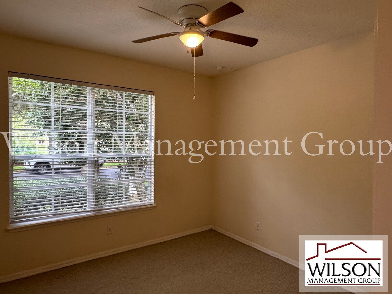 3/2.5 Pool Home In Lakes Of Windermere Community property image