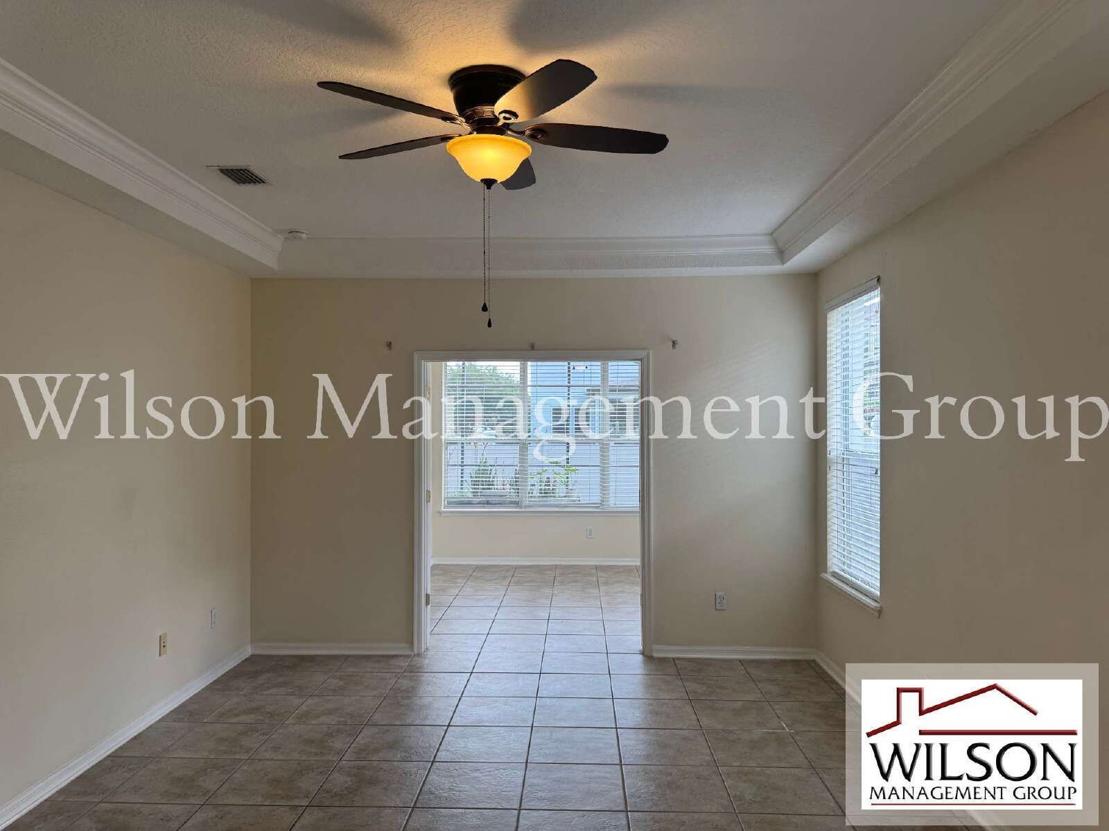 3/2.5 Pool Home In Lakes Of Windermere Community property image