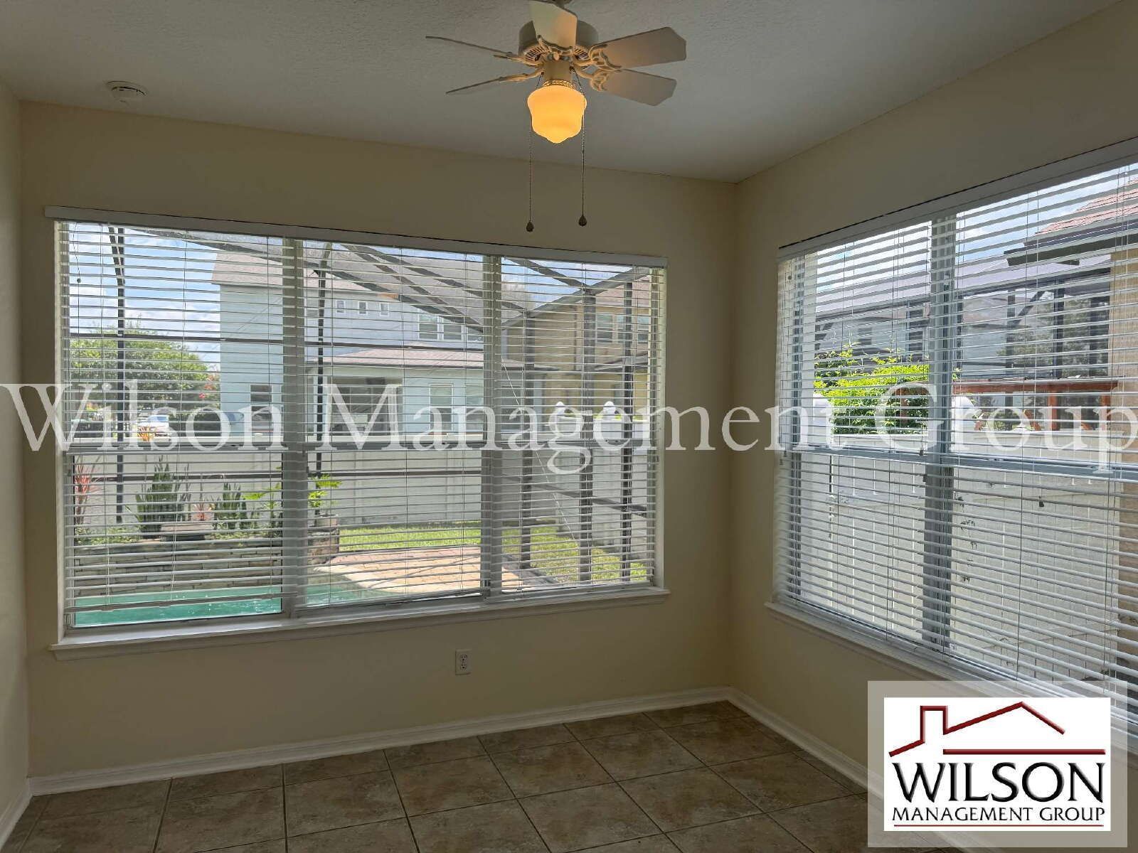 3/2.5 Pool Home In Lakes Of Windermere Community property image