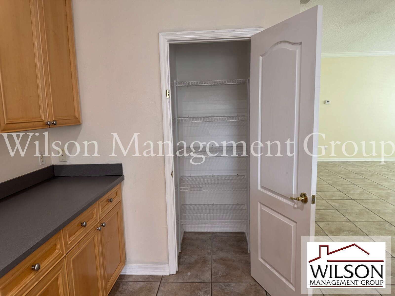 3/2.5 Pool Home In Lakes Of Windermere Community property image