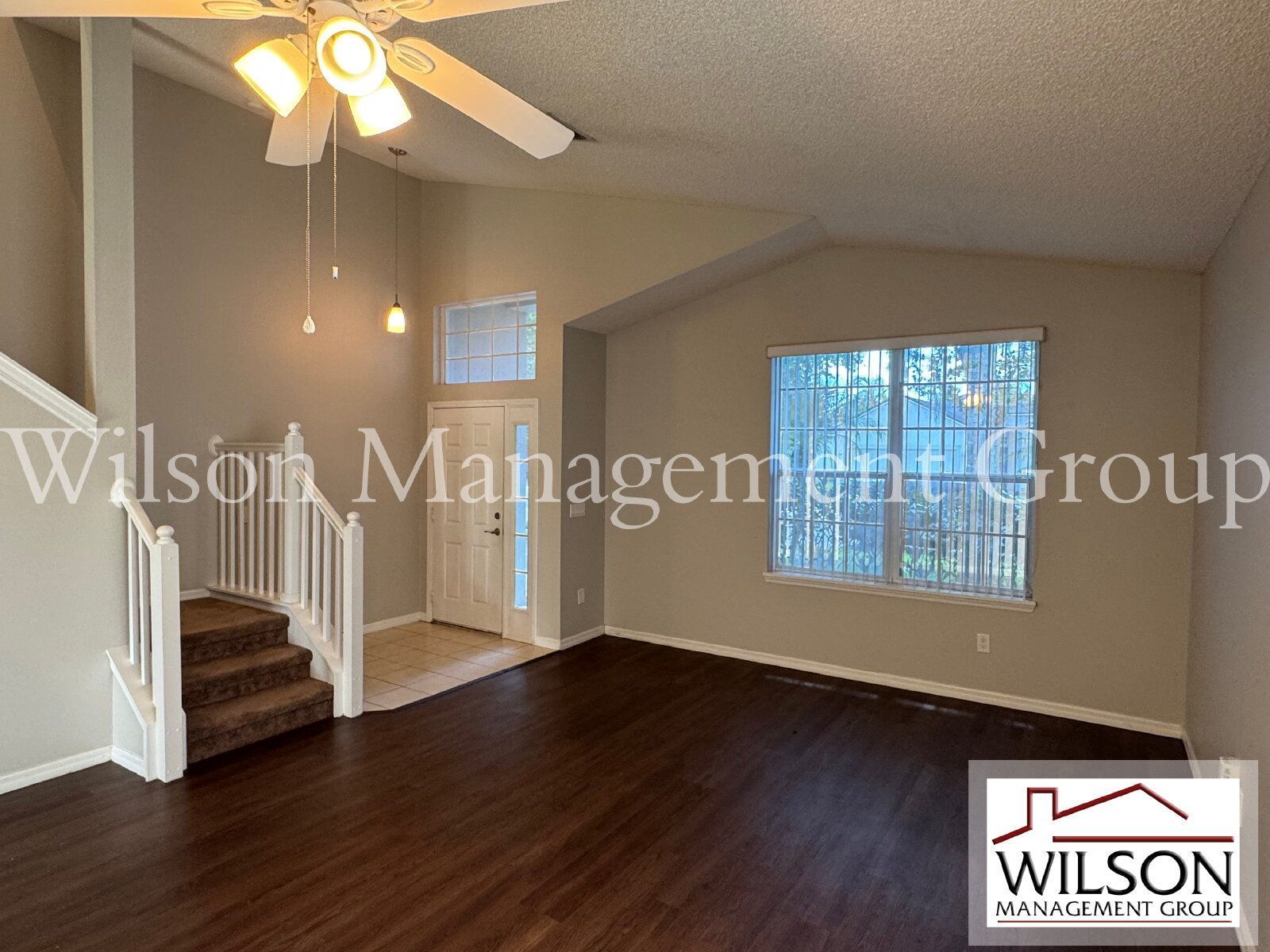 4/2.5 Waterfront Home In The Waterside Community property image