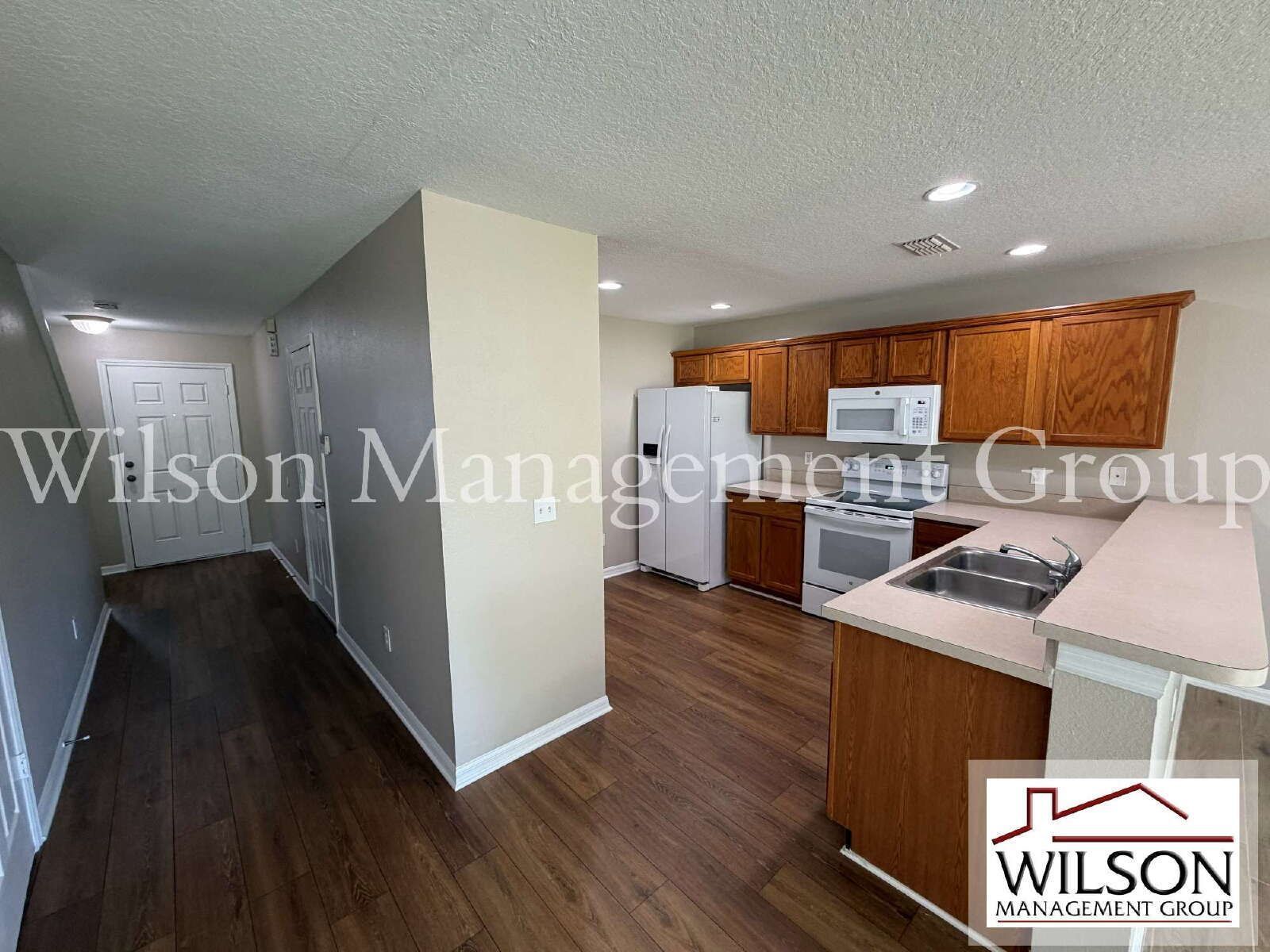 2/2.5 Townhome In Gated Waterford Villas property image