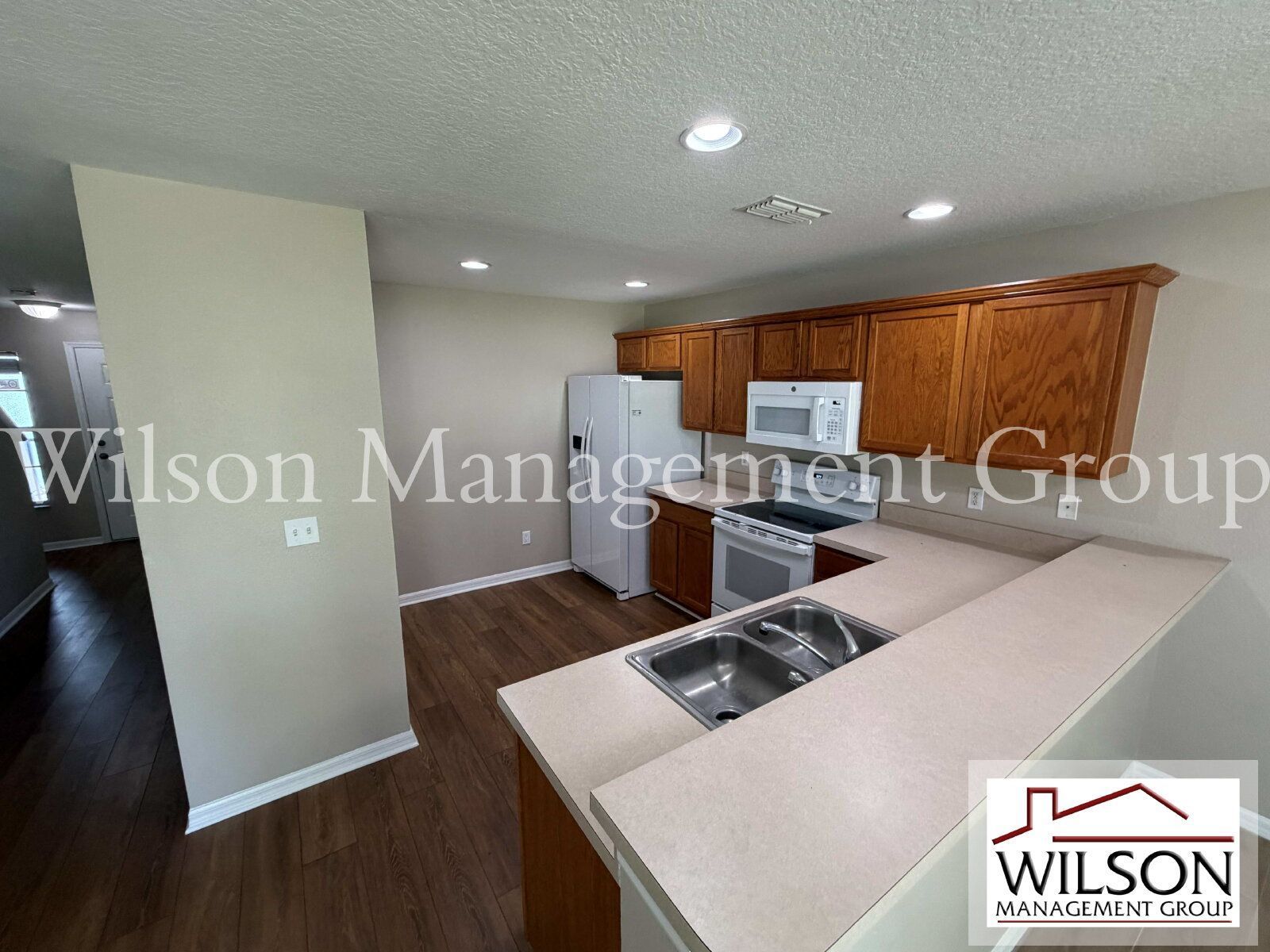 2/2.5 Townhome In Gated Waterford Villas property image