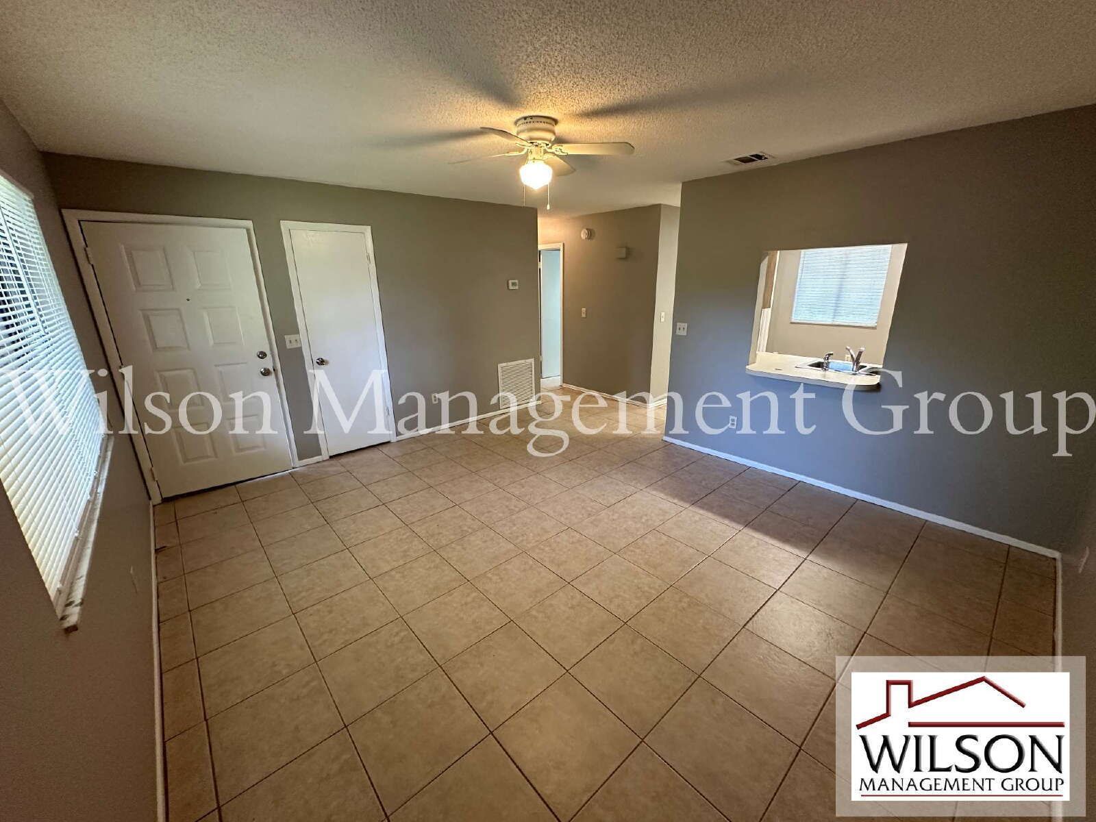 2/1 Duplex In Longwood property image
