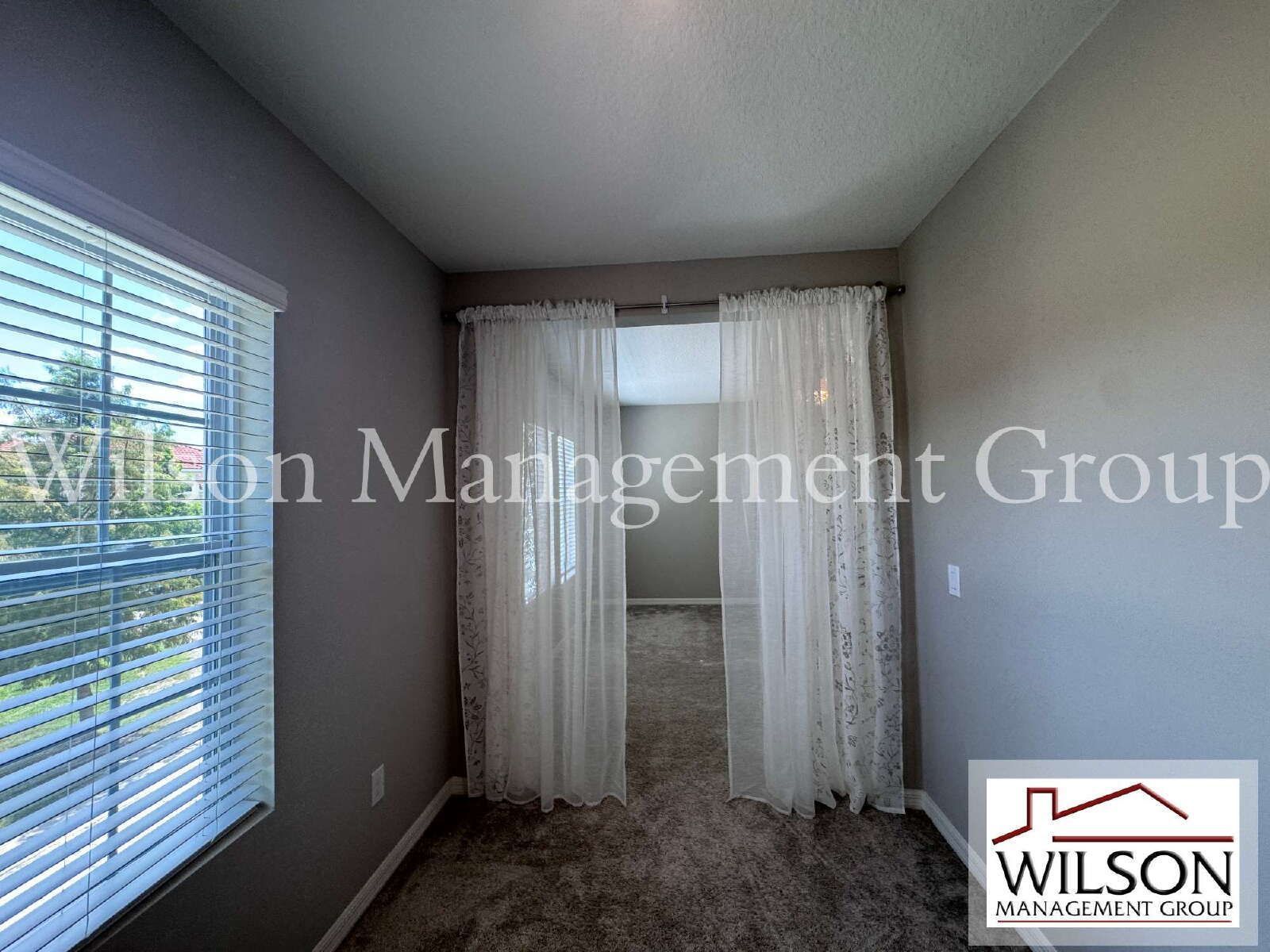 3/2.5 Townhouse On The 18th Hole In Gated Reserve At Sweetwater Golf Community property image