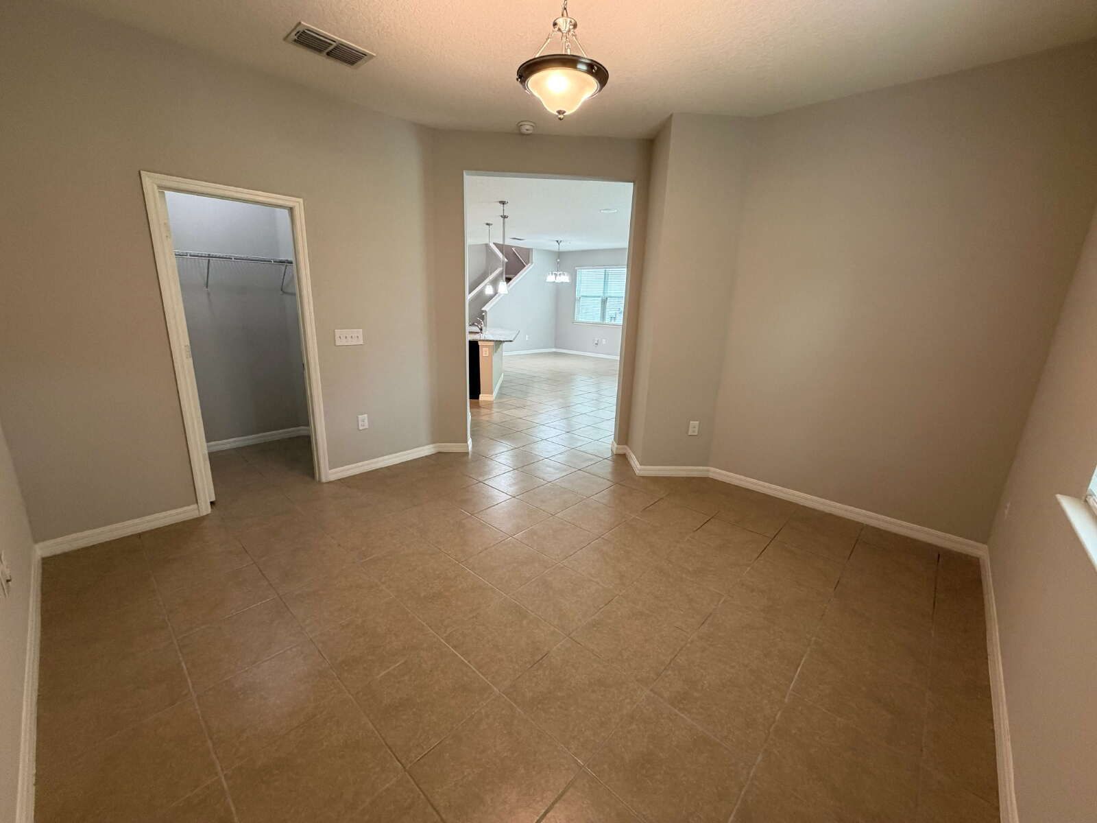 3/2.5 Modern Home with Loft and Bonus Room property image