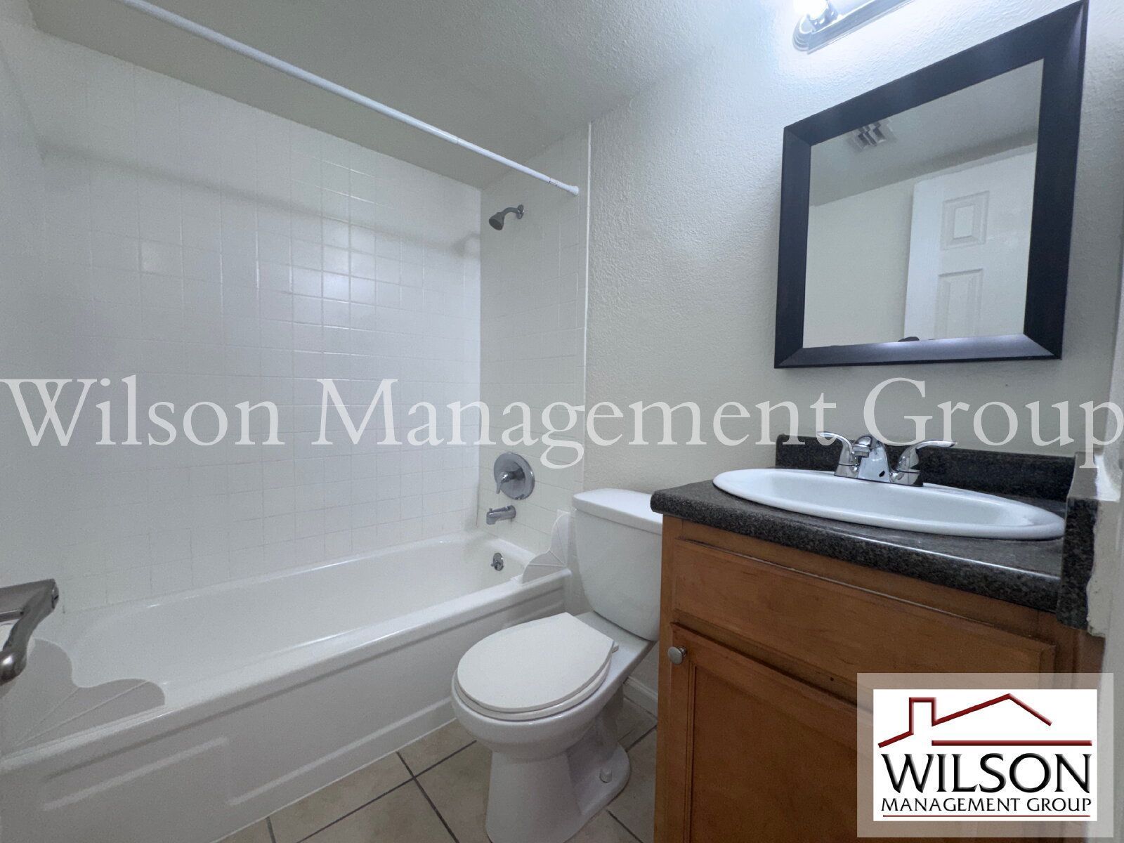 2/1 2nd-Floor Condo In College Park property image