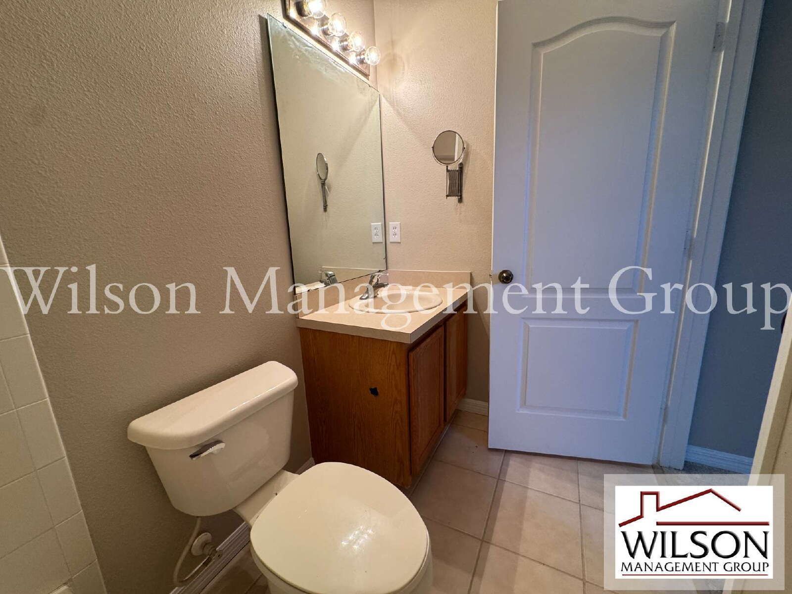 2/2.5 Condo In Gated Savannah Pines Community property image