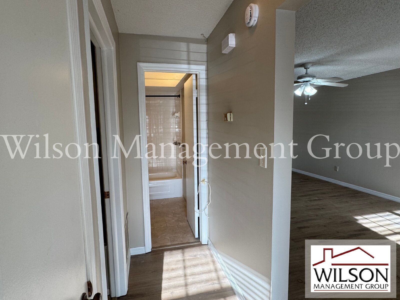 2/2 Townhome In Candlewyck East property image
