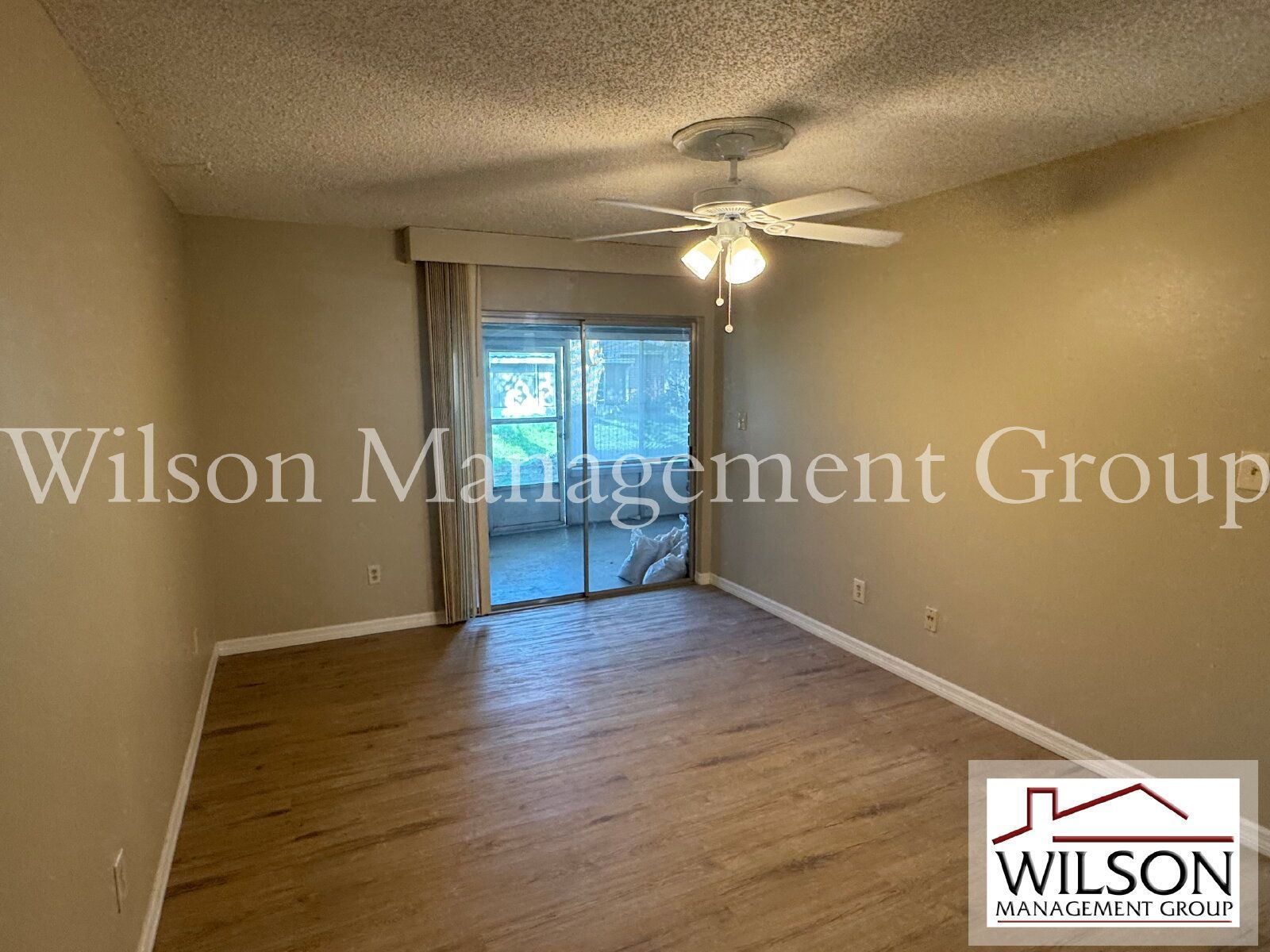 2/2 Townhome In Candlewyck East property image