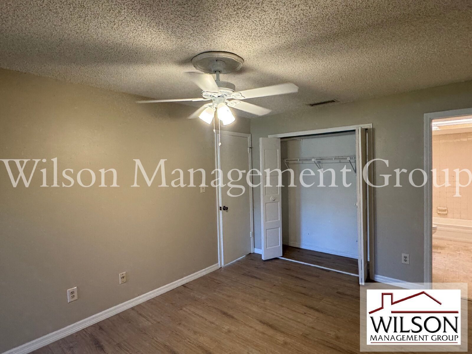 2/2 Townhome In Candlewyck East property image