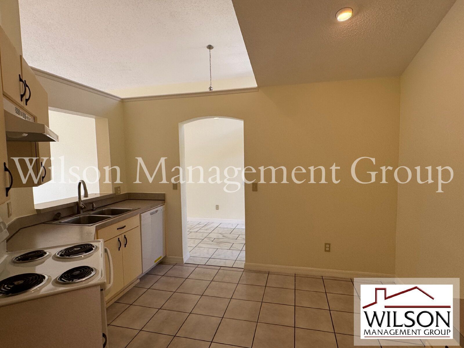 3/2 Home In The Subdivision Of Woodstone property image