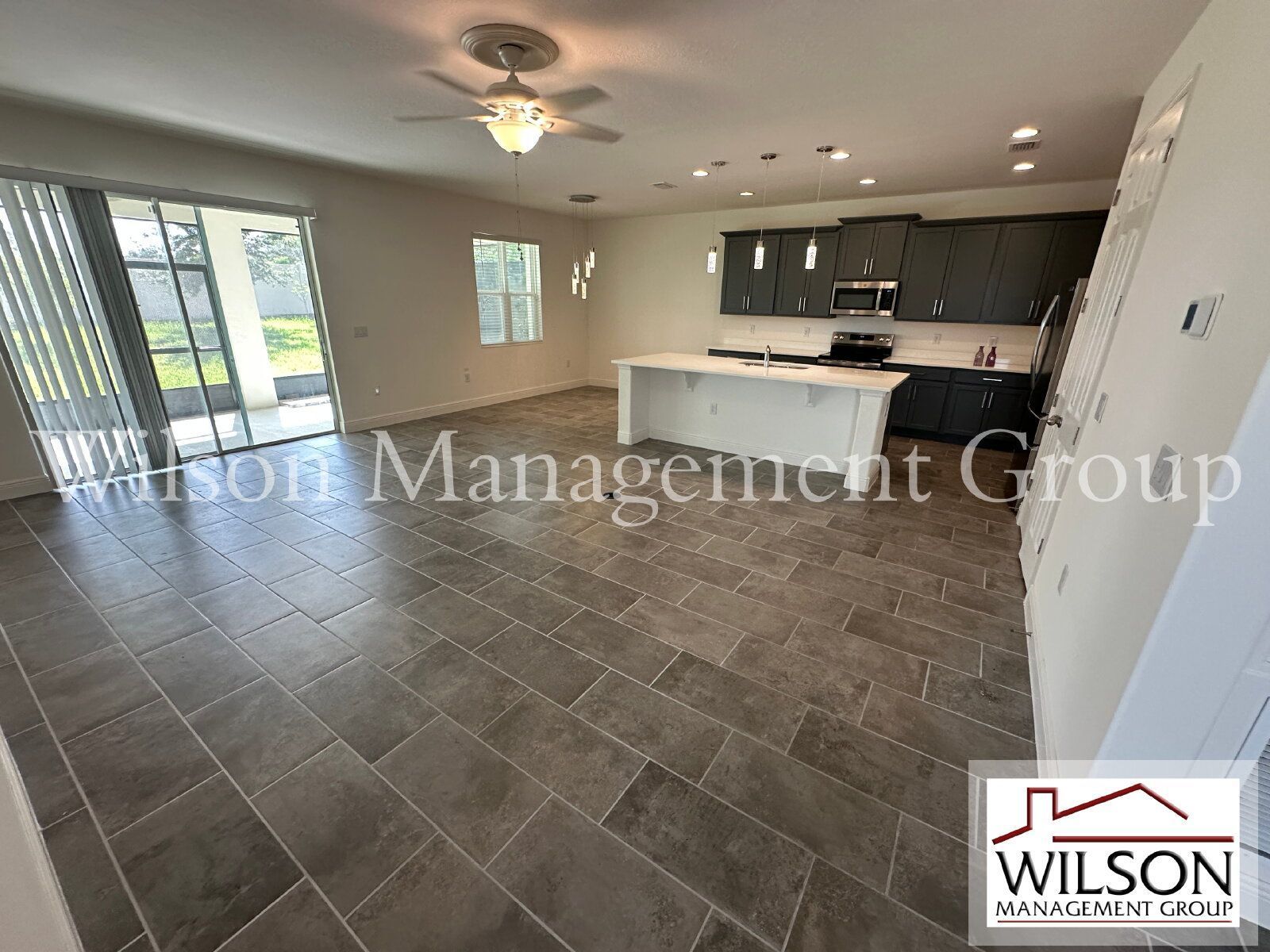 4/2 Spacious Home In the Lake Lincoln Community property image