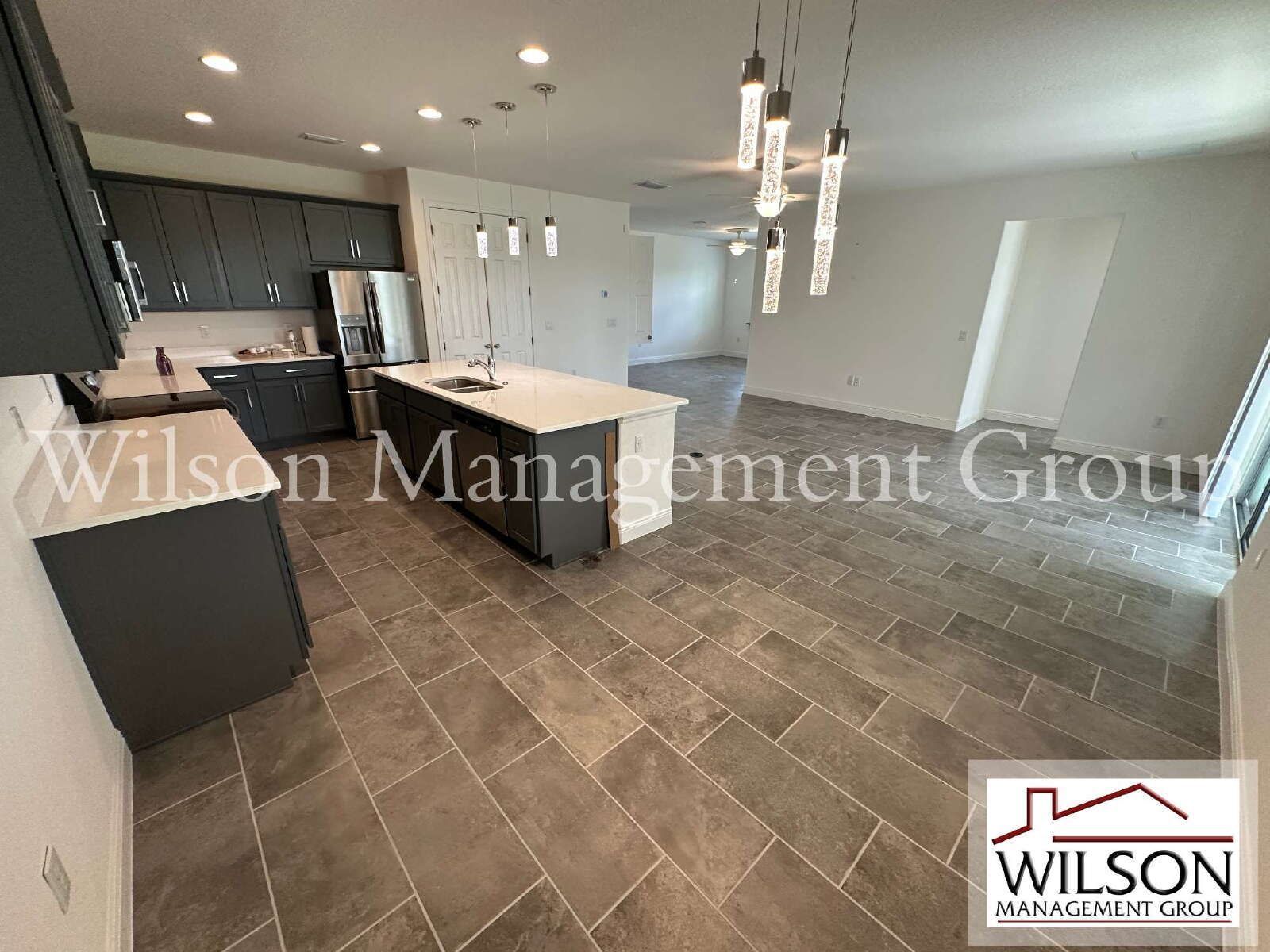 4/2 Spacious Home In the Lake Lincoln Community property image
