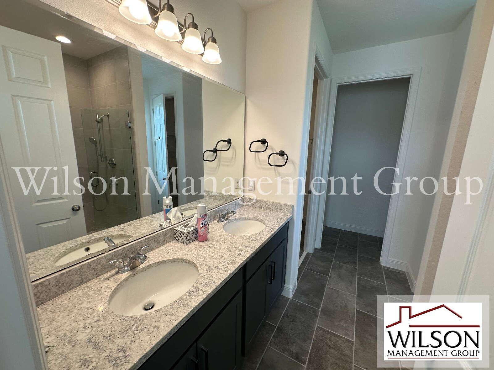 4/2 Spacious Home In the Lake Lincoln Community property image