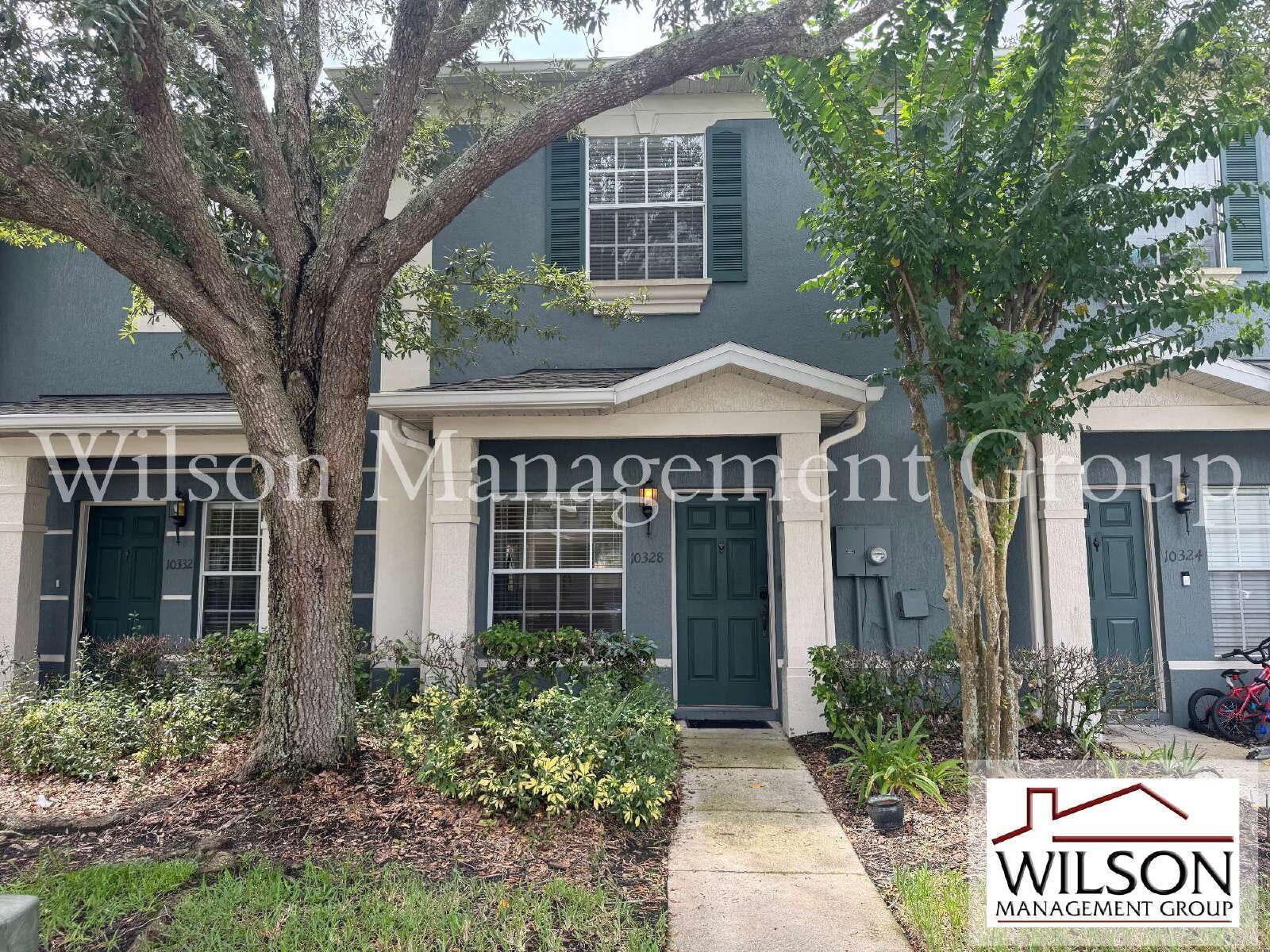 2/2.5 Condo In The Gated Victoria Pines Community property image