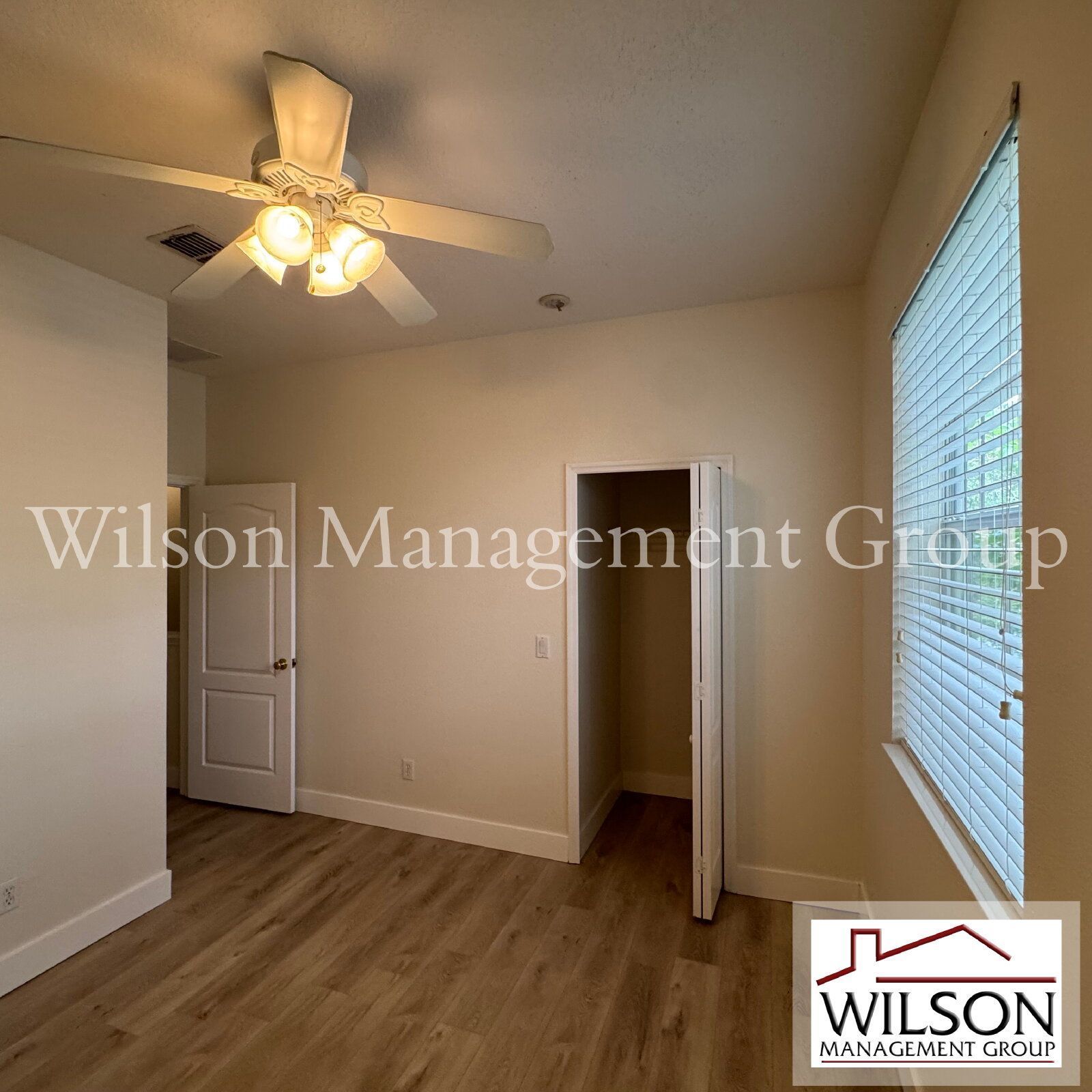 2/2.5 Condo In The Gated Victoria Pines Community property image