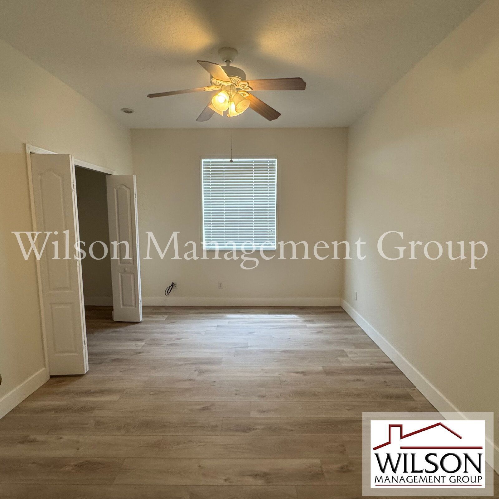 2/2.5 Condo In The Gated Victoria Pines Community property image