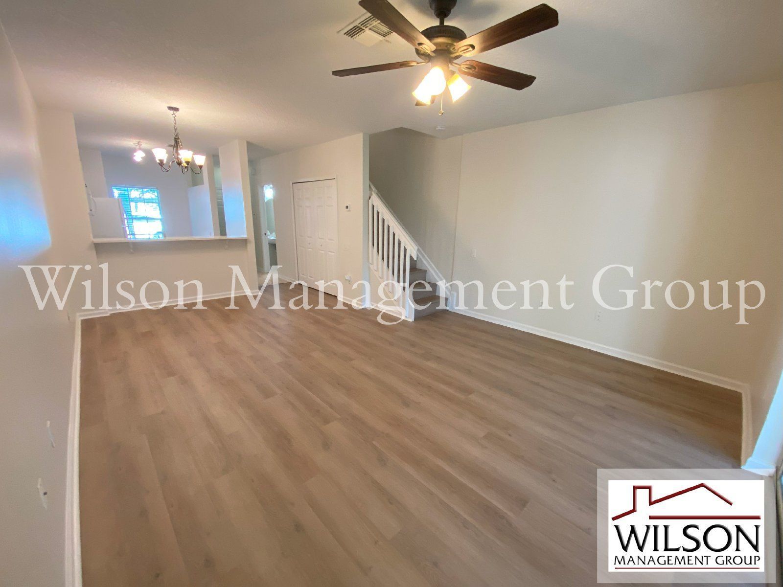 2/2.5 Townhouse In Gated Chase Townhomes Community property image