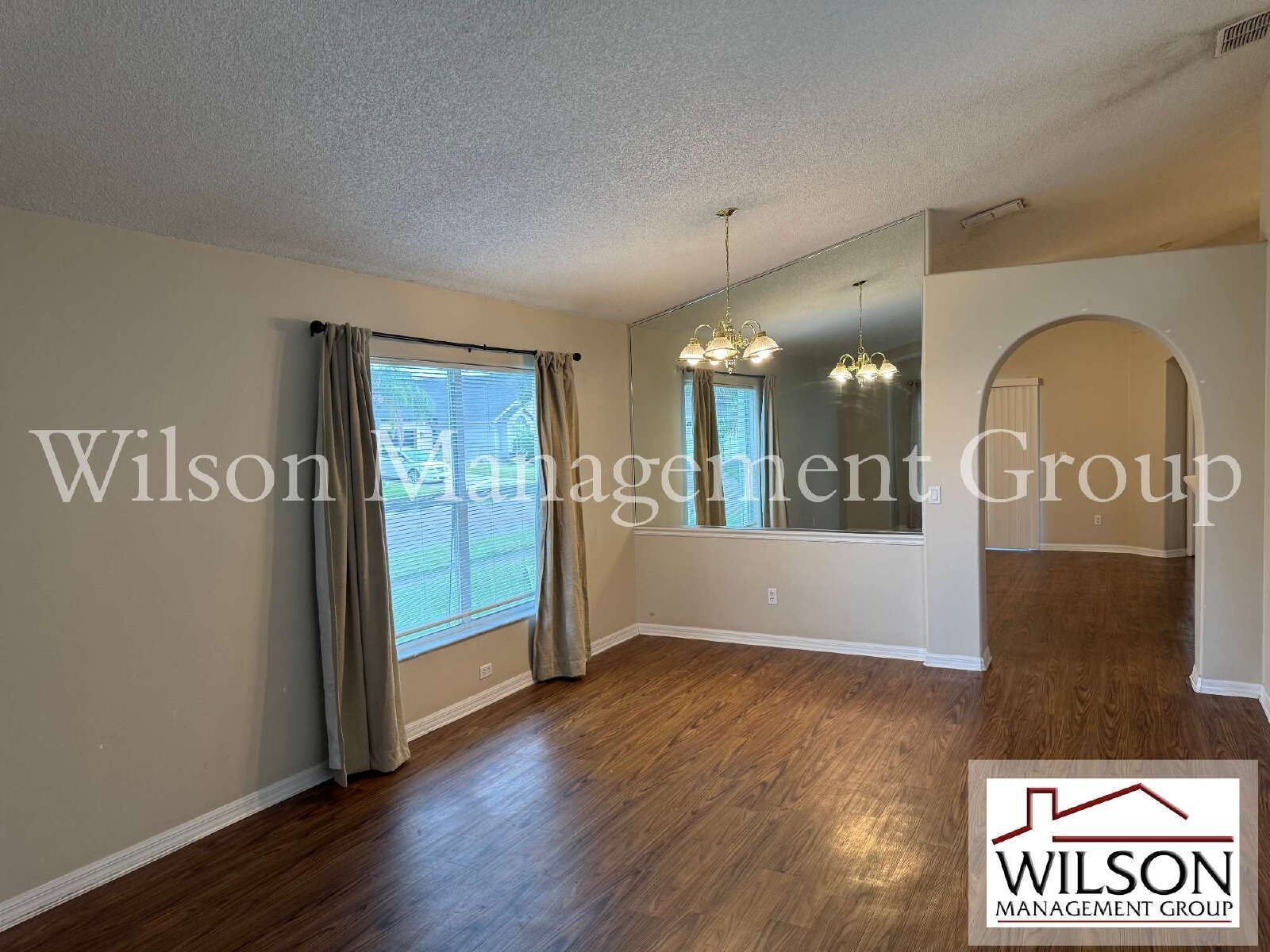 3/2 Home In Crystal Creek property image