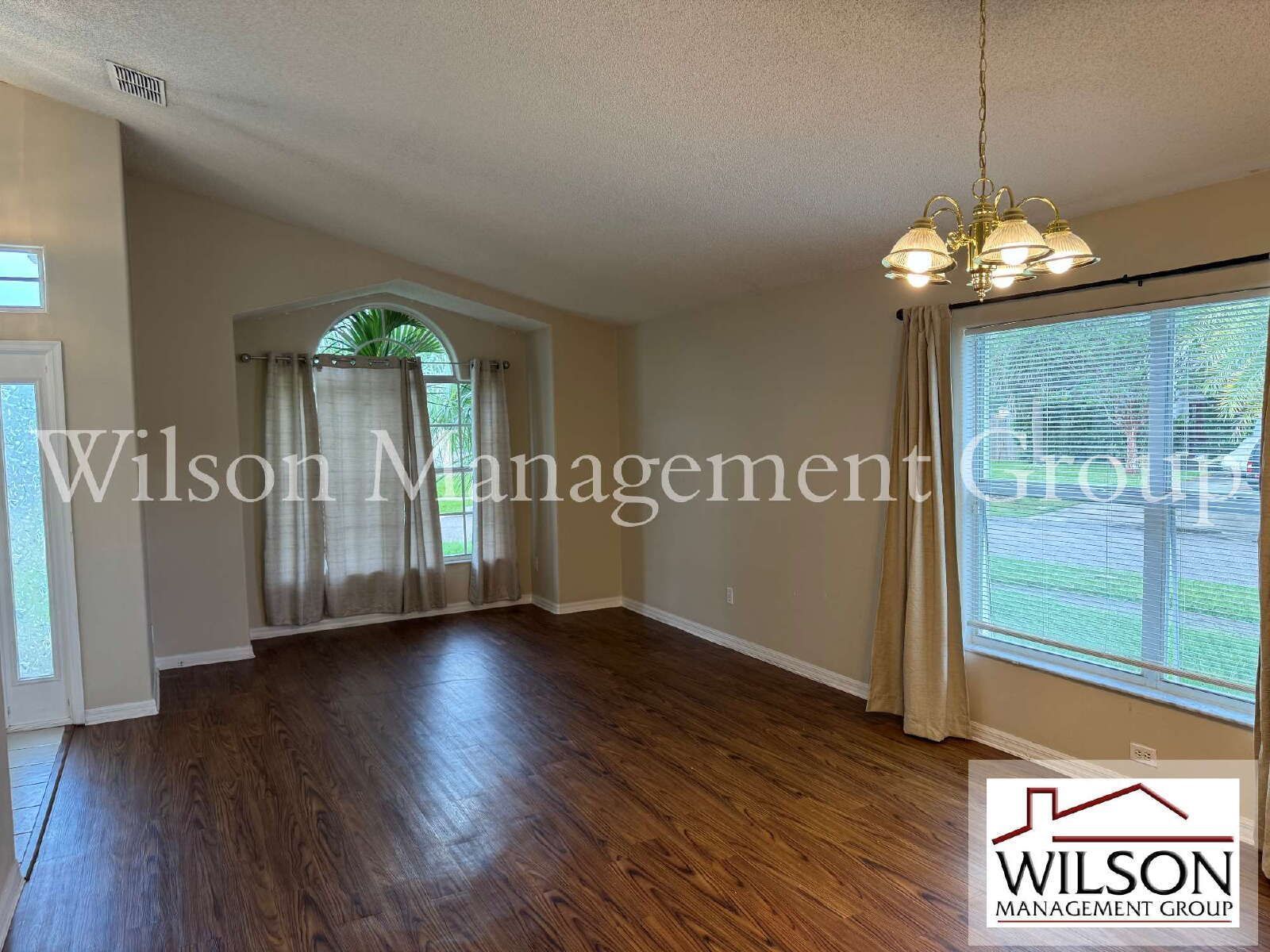 3/2 Home In Crystal Creek property image