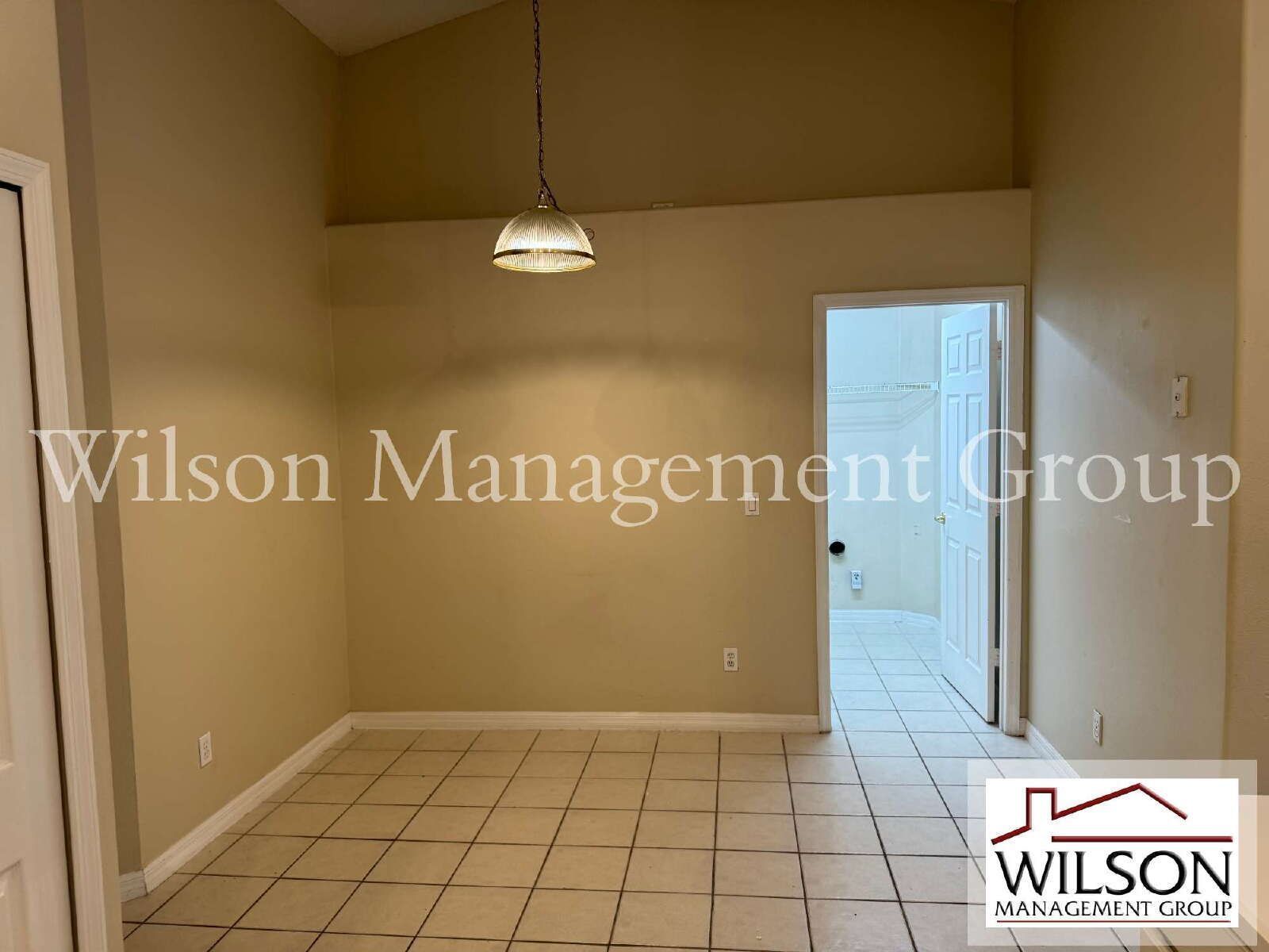 3/2 Home In Crystal Creek property image
