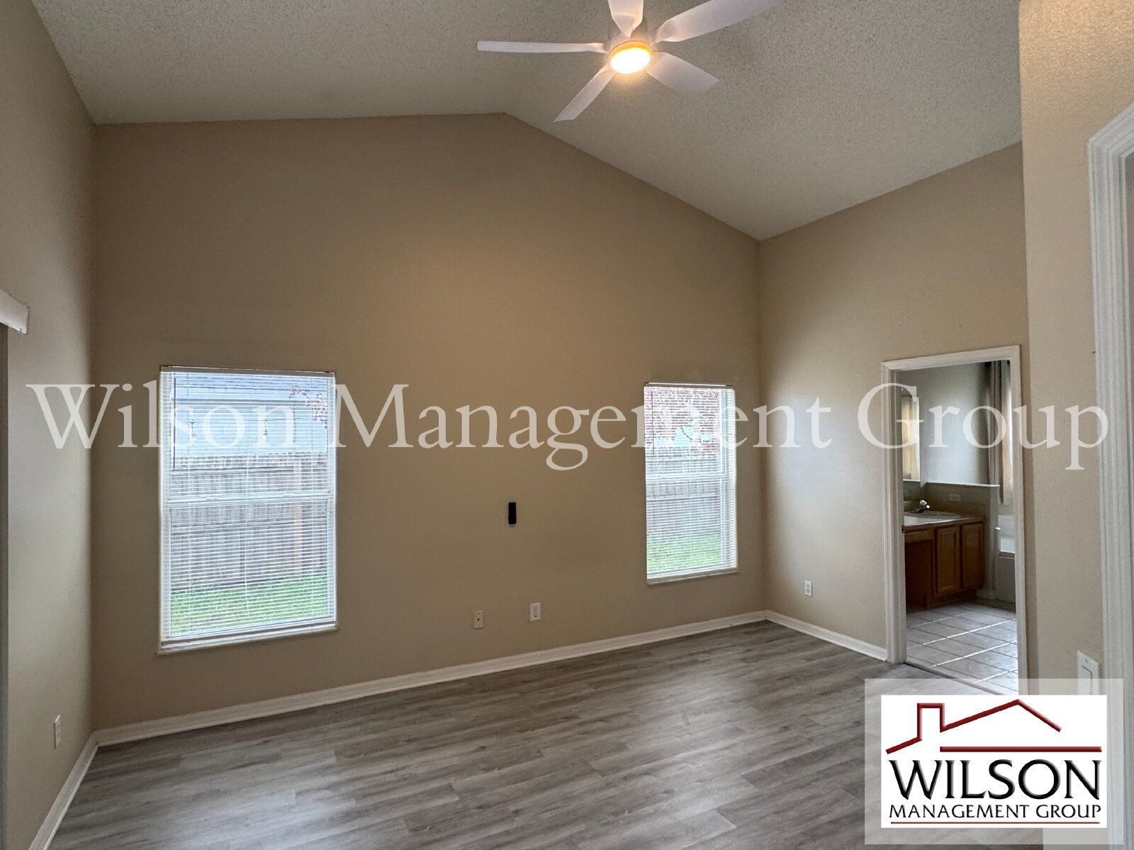 3/2 Home In Crystal Creek property image