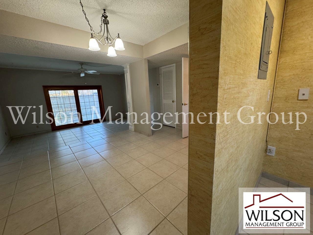 2/1.5 Two-Story Condo In Four Seasons Condos Of Winter Park property image