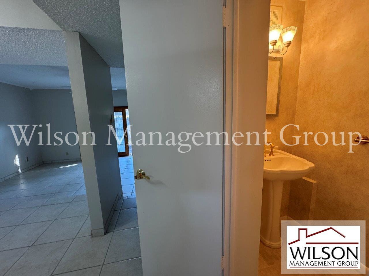 2/1.5 Two-Story Condo In Four Seasons Condos Of Winter Park property image