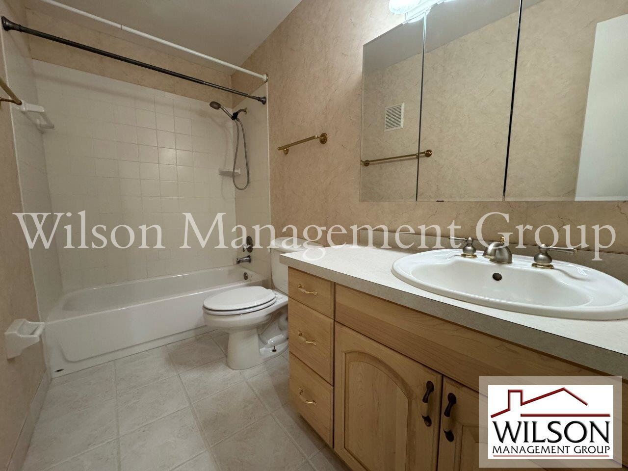 2/1.5 Two-Story Condo In Four Seasons Condos Of Winter Park property image